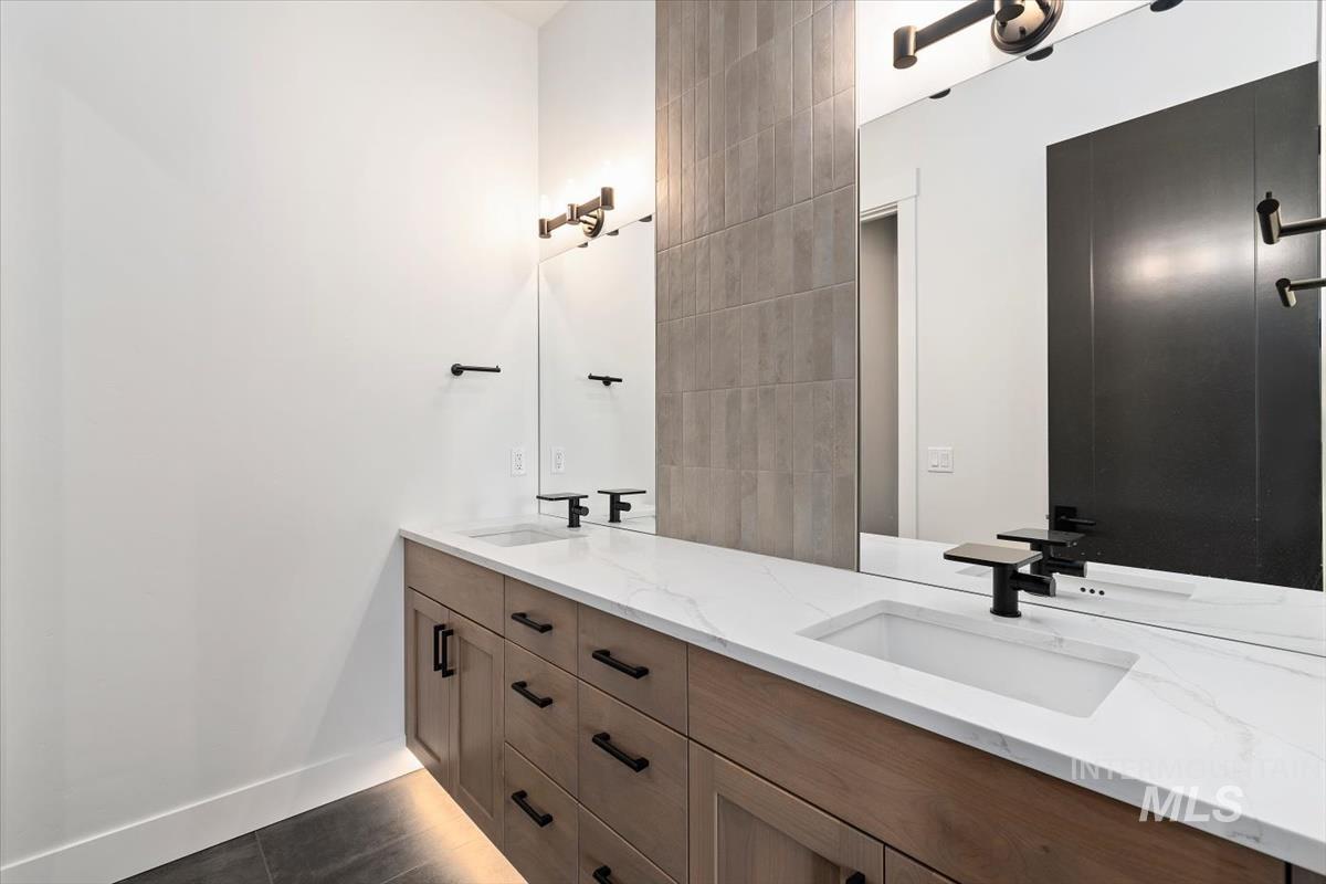 539 Century Ave, Middleton, Idaho 83544, 4 Bedrooms, 3 Bathrooms, Residential For Sale, Price $1,624,900, 98982986