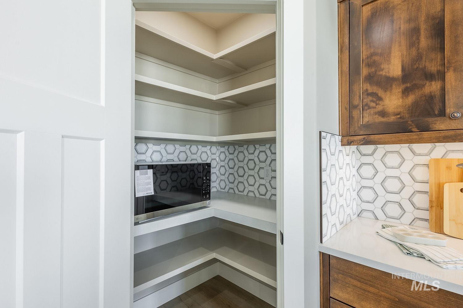 1732 Sandbar Rd, Emmett, Idaho 83617, 3 Bedrooms, 2 Bathrooms, Residential For Sale, Price $499,900, 98982987