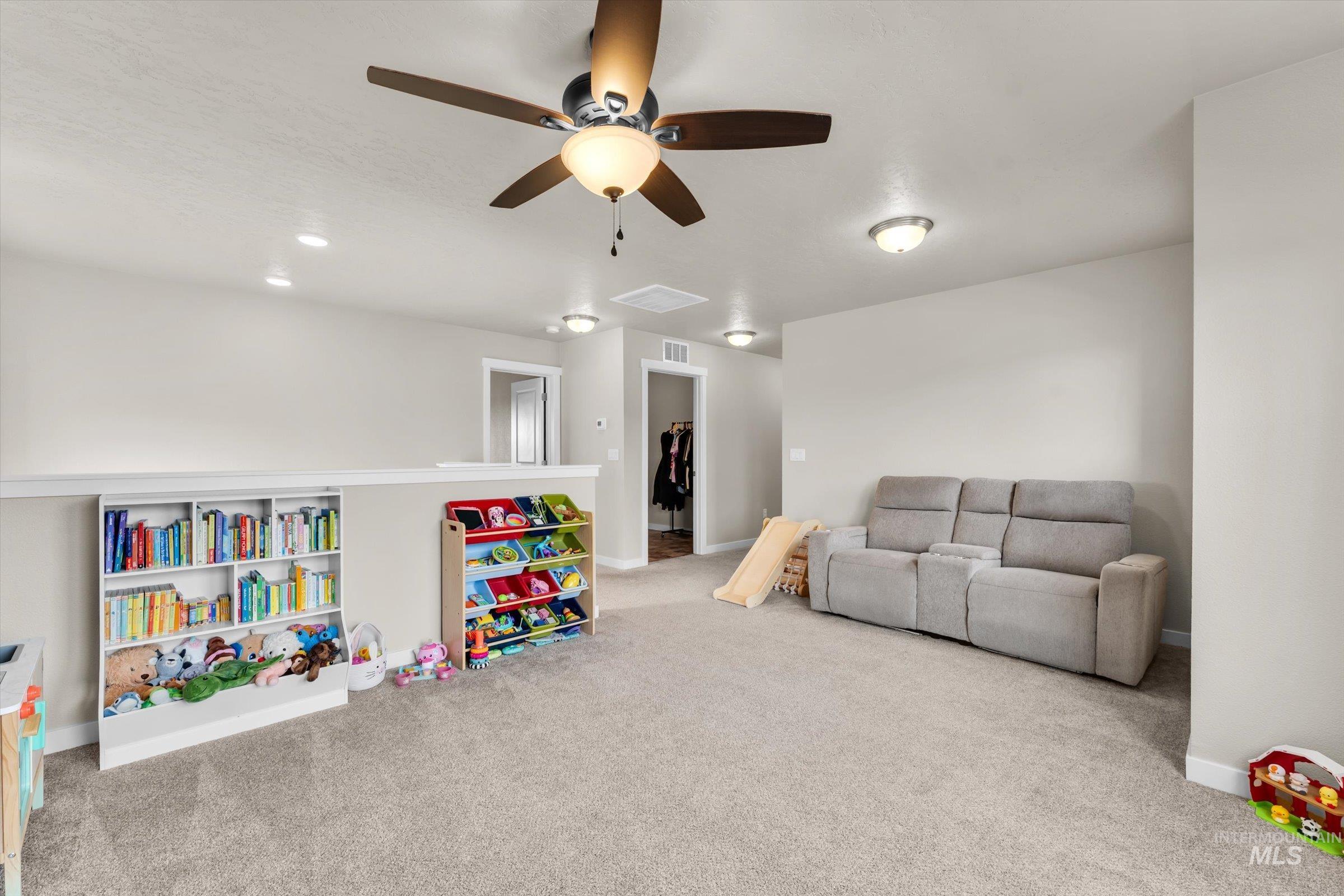 705 SW Raelynn St, Mountain Home, Idaho 83647, 4 Bedrooms, 2.5 Bathrooms, Residential For Sale, Price $465,000,MLS 98982988