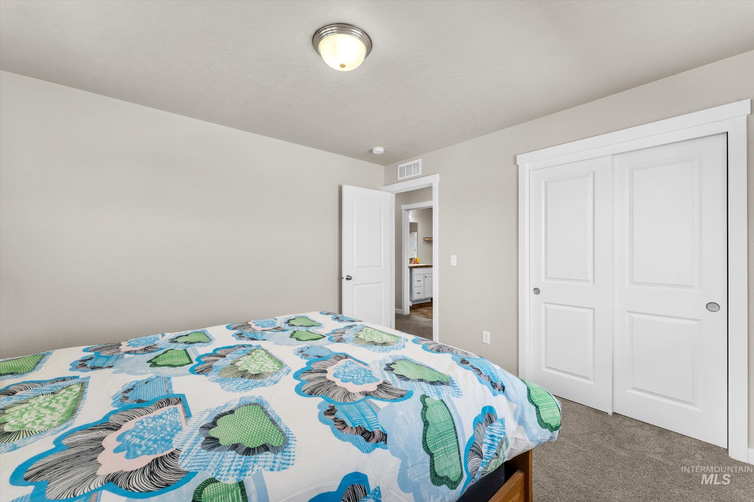 705 SW Raelynn St, Mountain Home, Idaho 83647, 4 Bedrooms, 2.5 Bathrooms, Residential For Sale, Price $465,000,MLS 98982988