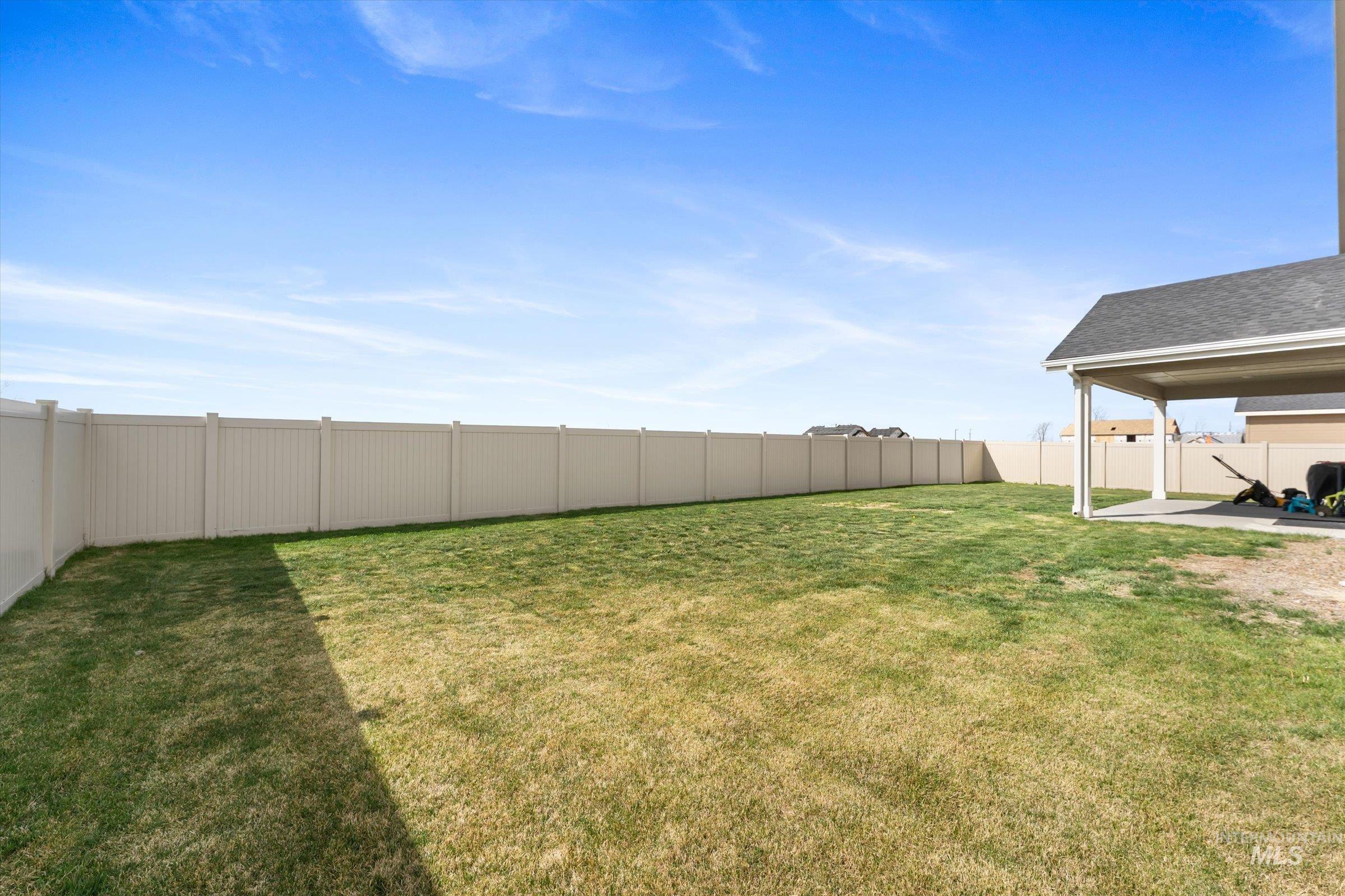 705 SW Raelynn St, Mountain Home, Idaho 83647, 4 Bedrooms, 2.5 Bathrooms, Residential For Sale, Price $465,000,MLS 98982988