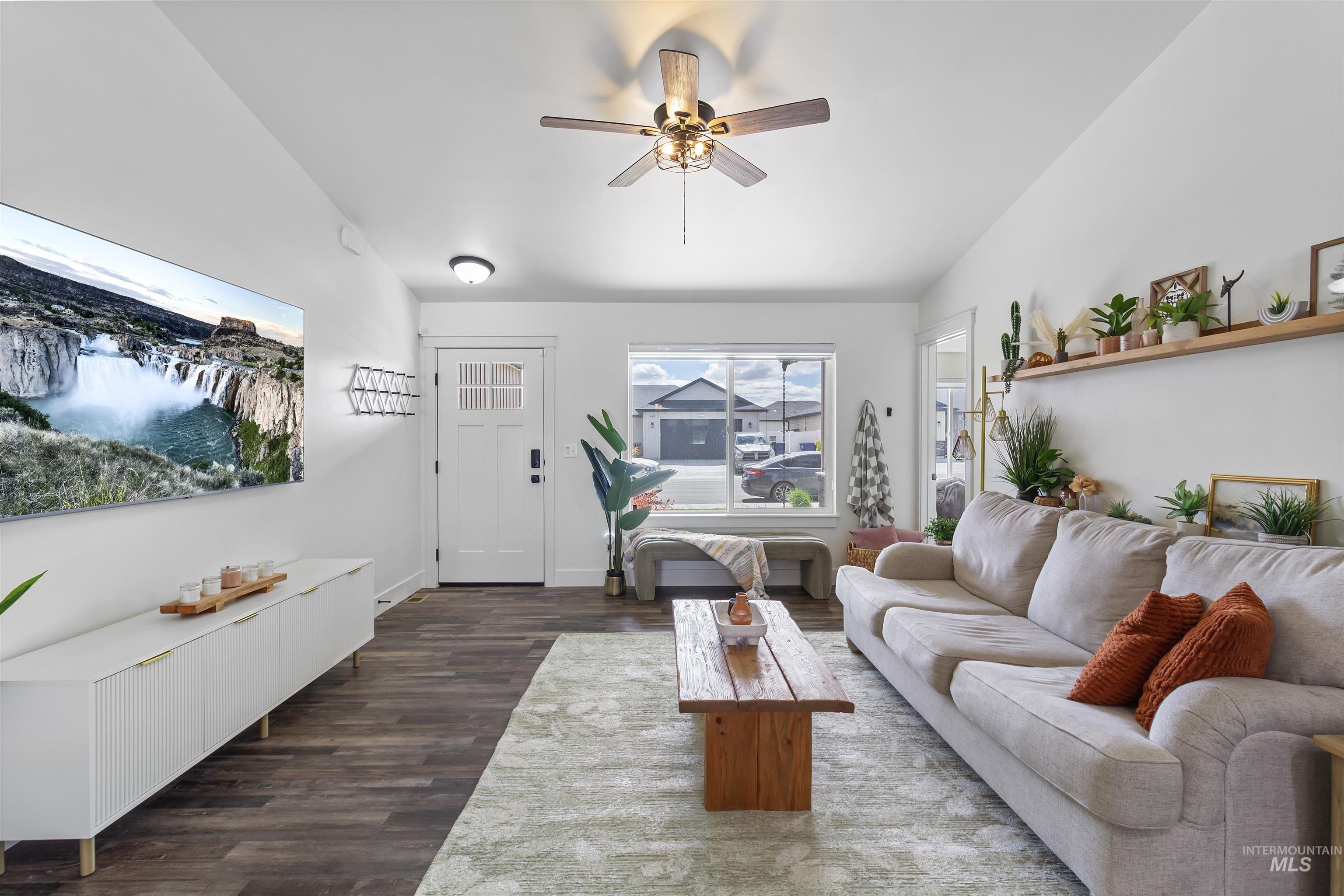 469 Jesse Ave, Twin Falls, Idaho 83301, 4 Bedrooms, 2 Bathrooms, Residential For Sale, Price $390,000, 98982990