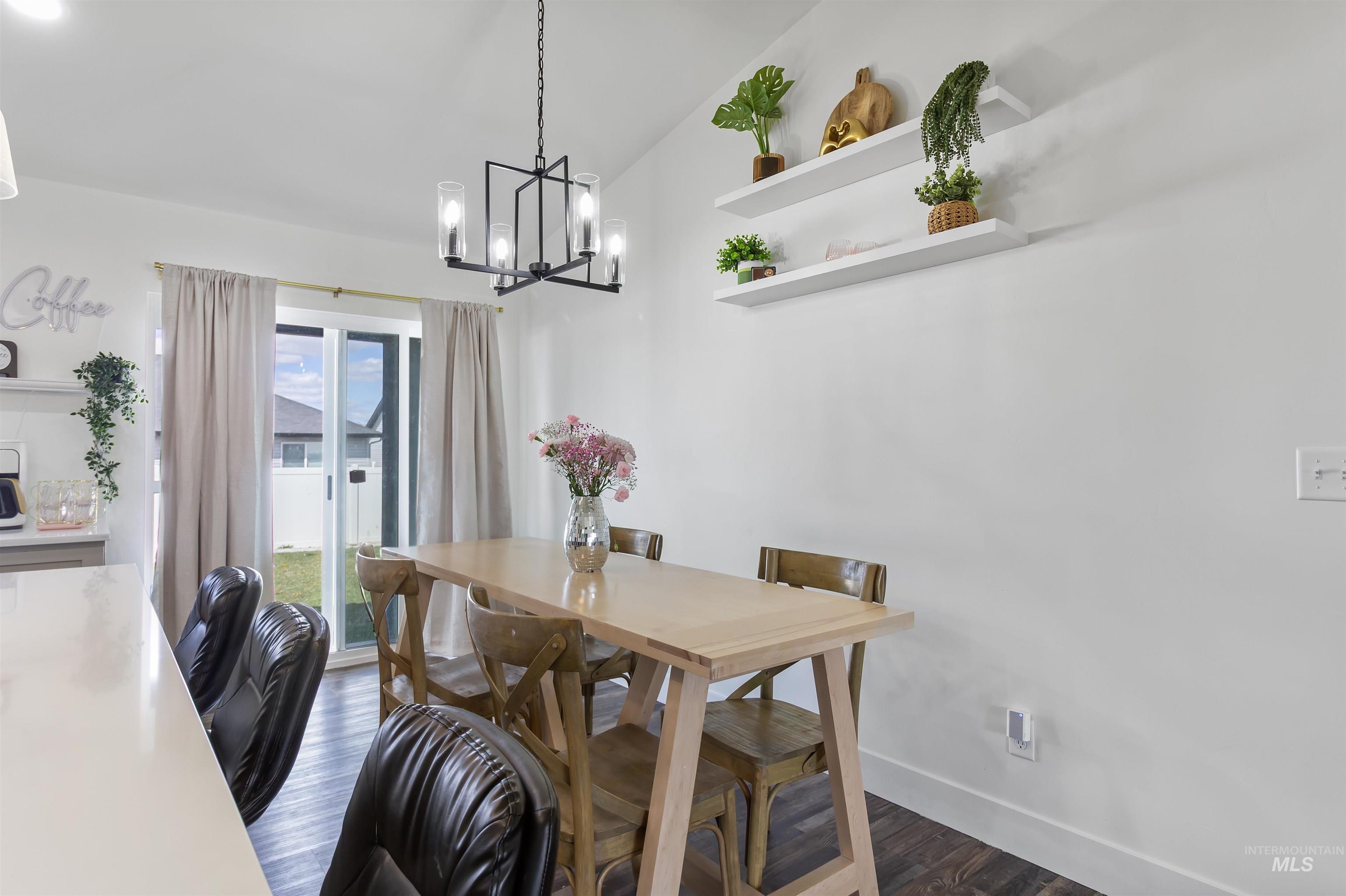 469 Jesse Ave, Twin Falls, Idaho 83301, 4 Bedrooms, 2 Bathrooms, Residential For Sale, Price $390,000, 98982990