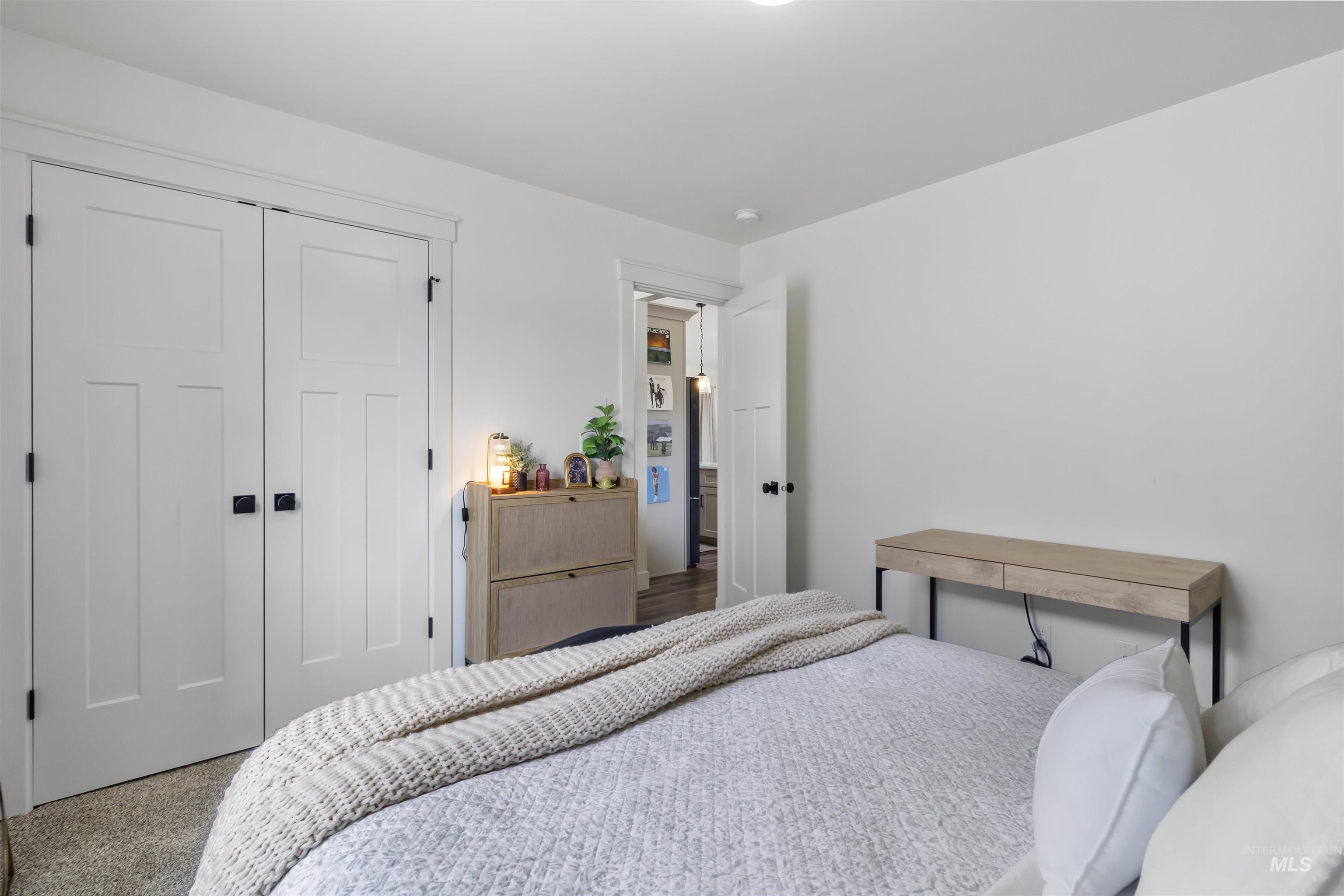 469 Jesse Ave, Twin Falls, Idaho 83301, 4 Bedrooms, 2 Bathrooms, Residential For Sale, Price $390,000, 98982990