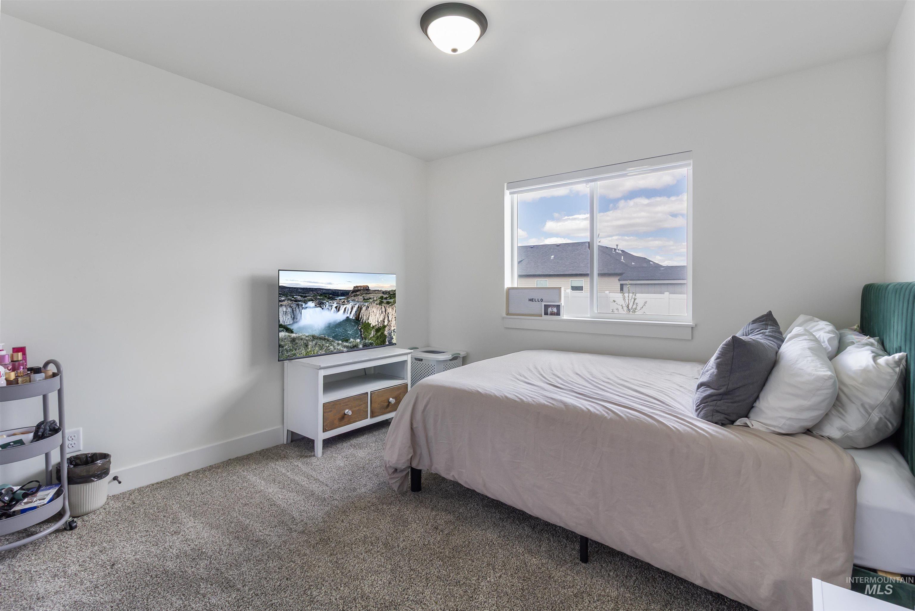 469 Jesse Ave, Twin Falls, Idaho 83301, 4 Bedrooms, 2 Bathrooms, Residential For Sale, Price $390,000, 98982990