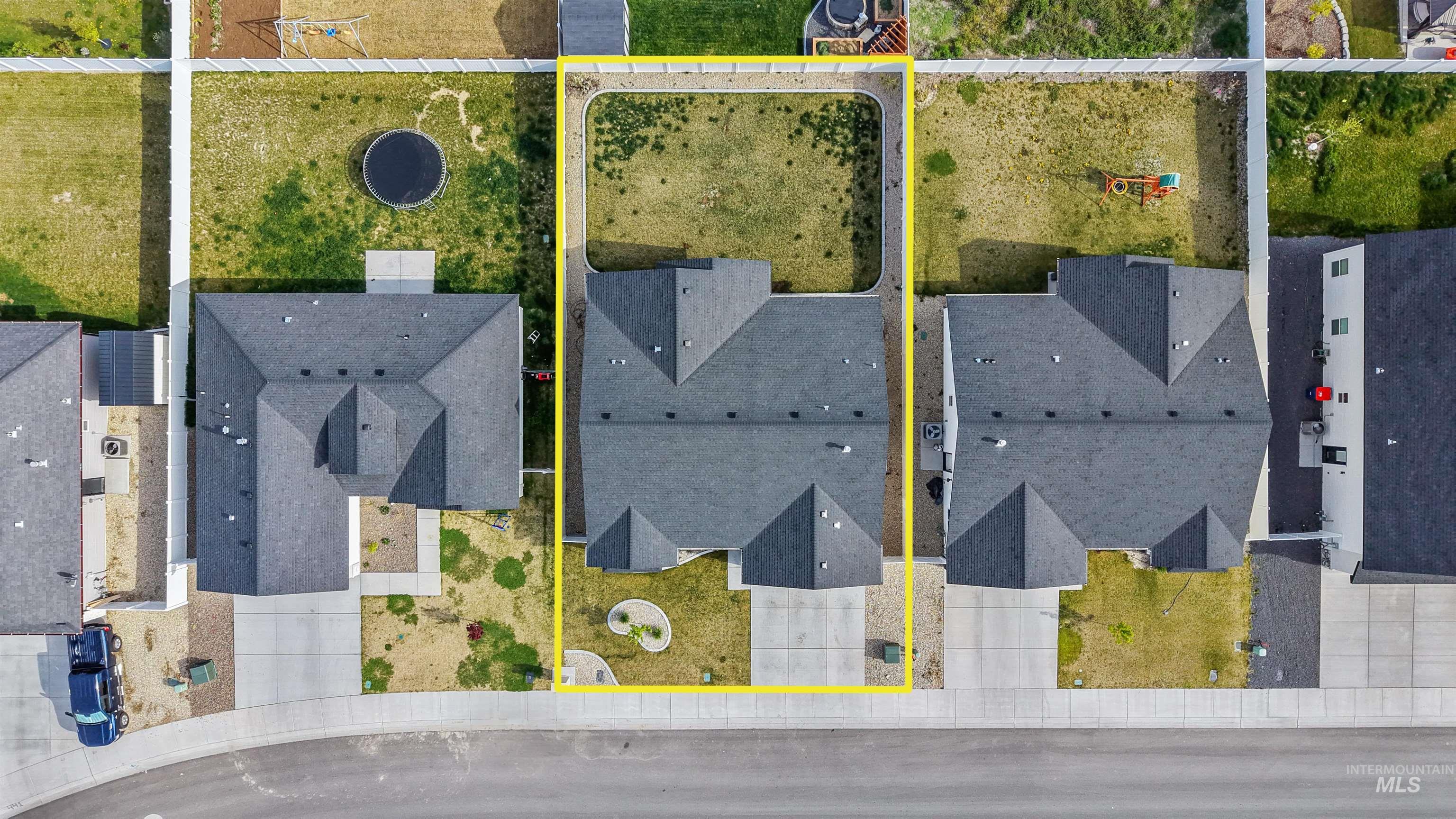 469 Jesse Ave, Twin Falls, Idaho 83301, 4 Bedrooms, 2 Bathrooms, Residential For Sale, Price $390,000, 98982990