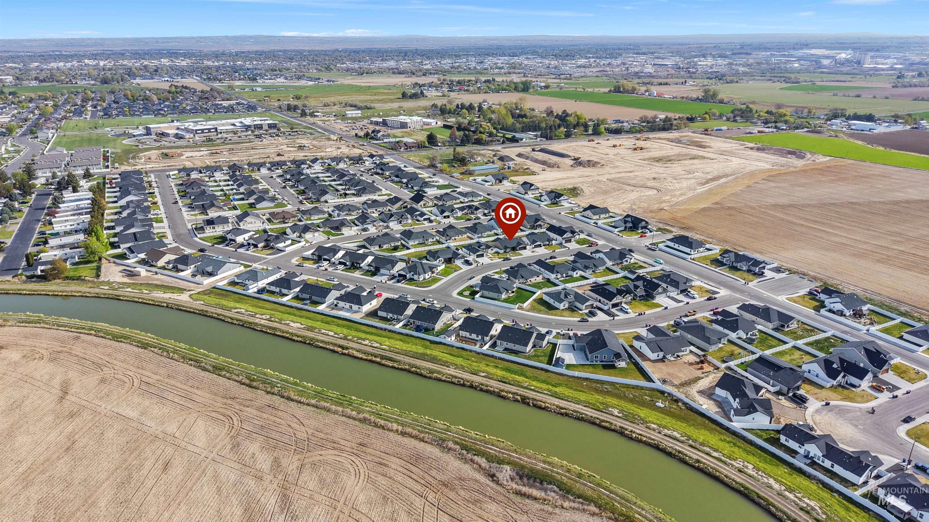 469 Jesse Ave, Twin Falls, Idaho 83301, 4 Bedrooms, 2 Bathrooms, Residential For Sale, Price $390,000, 98982990