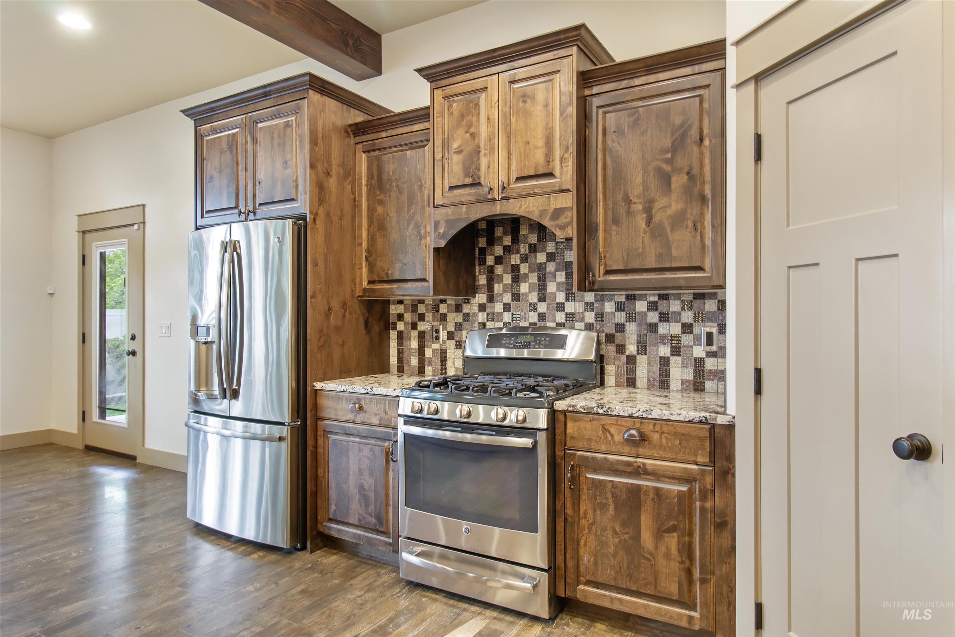 525 Shadetree Trail, Twin Falls, Idaho 83301, 3 Bedrooms, 2.5 Bathrooms, Residential For Sale, Price $555,000, 98982992