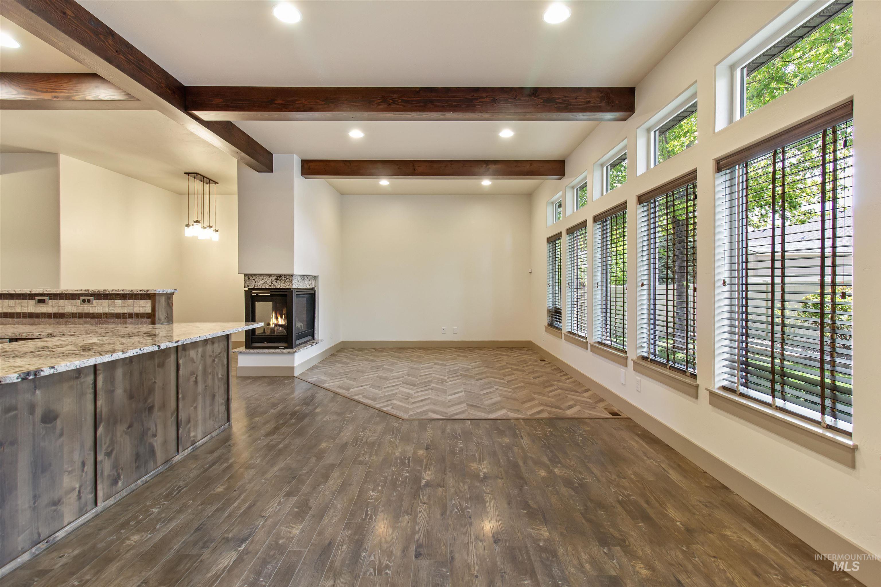 525 Shadetree Trail, Twin Falls, Idaho 83301, 3 Bedrooms, 2.5 Bathrooms, Residential For Sale, Price $555,000, 98982992