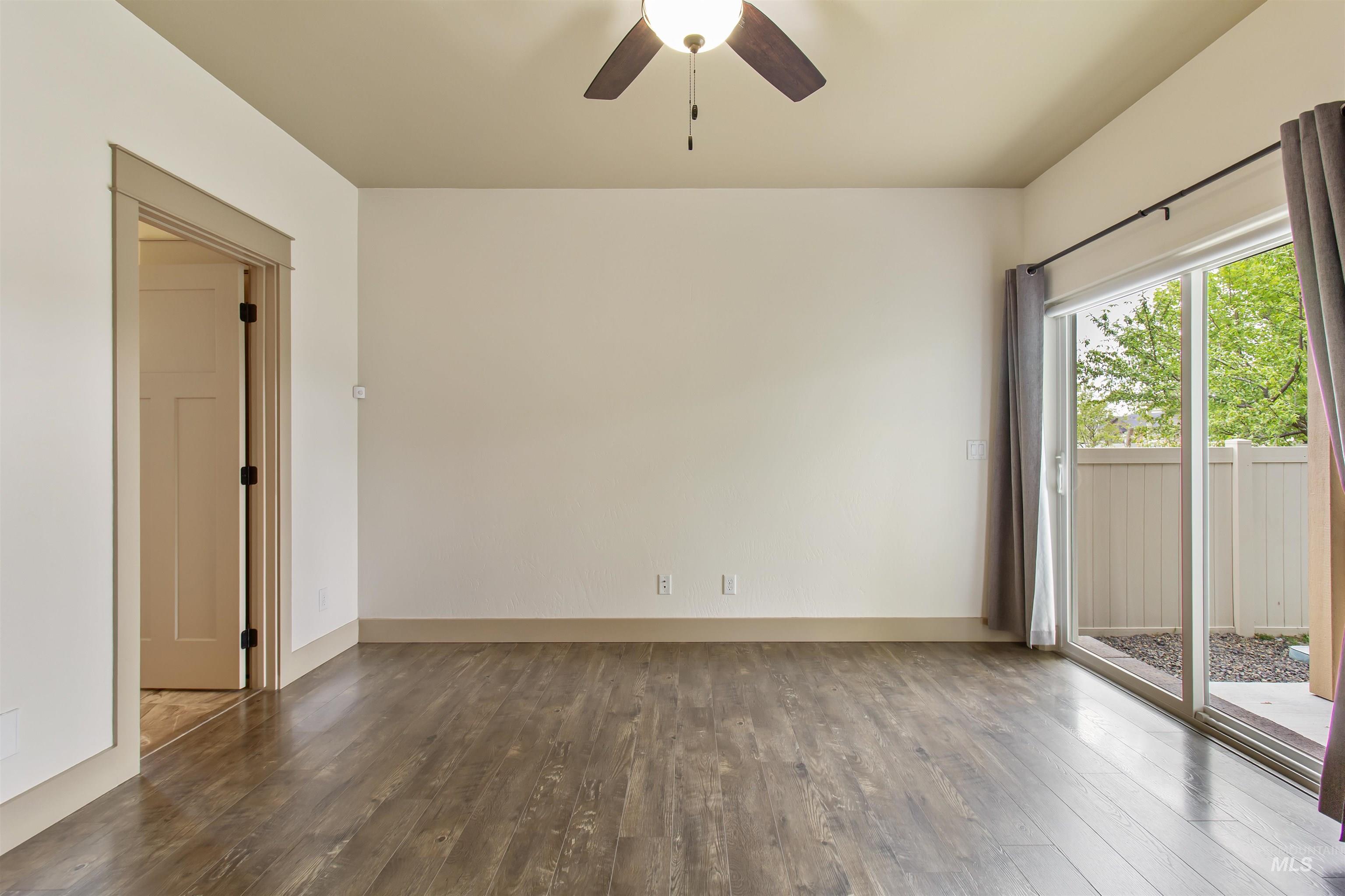 525 Shadetree Trail, Twin Falls, Idaho 83301, 3 Bedrooms, 2.5 Bathrooms, Residential For Sale, Price $555,000, 98982992