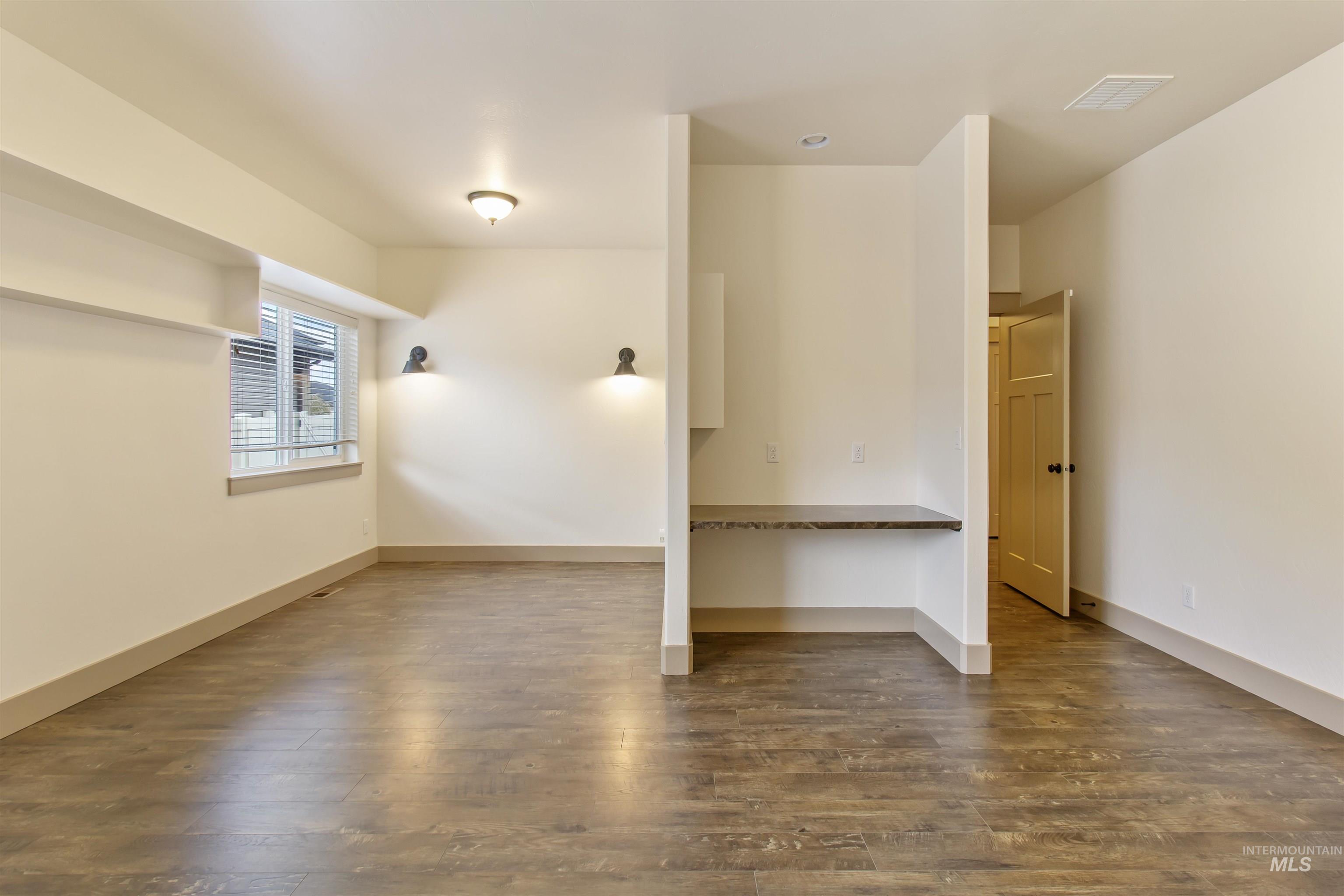 525 Shadetree Trail, Twin Falls, Idaho 83301, 3 Bedrooms, 2.5 Bathrooms, Residential For Sale, Price $555,000, 98982992