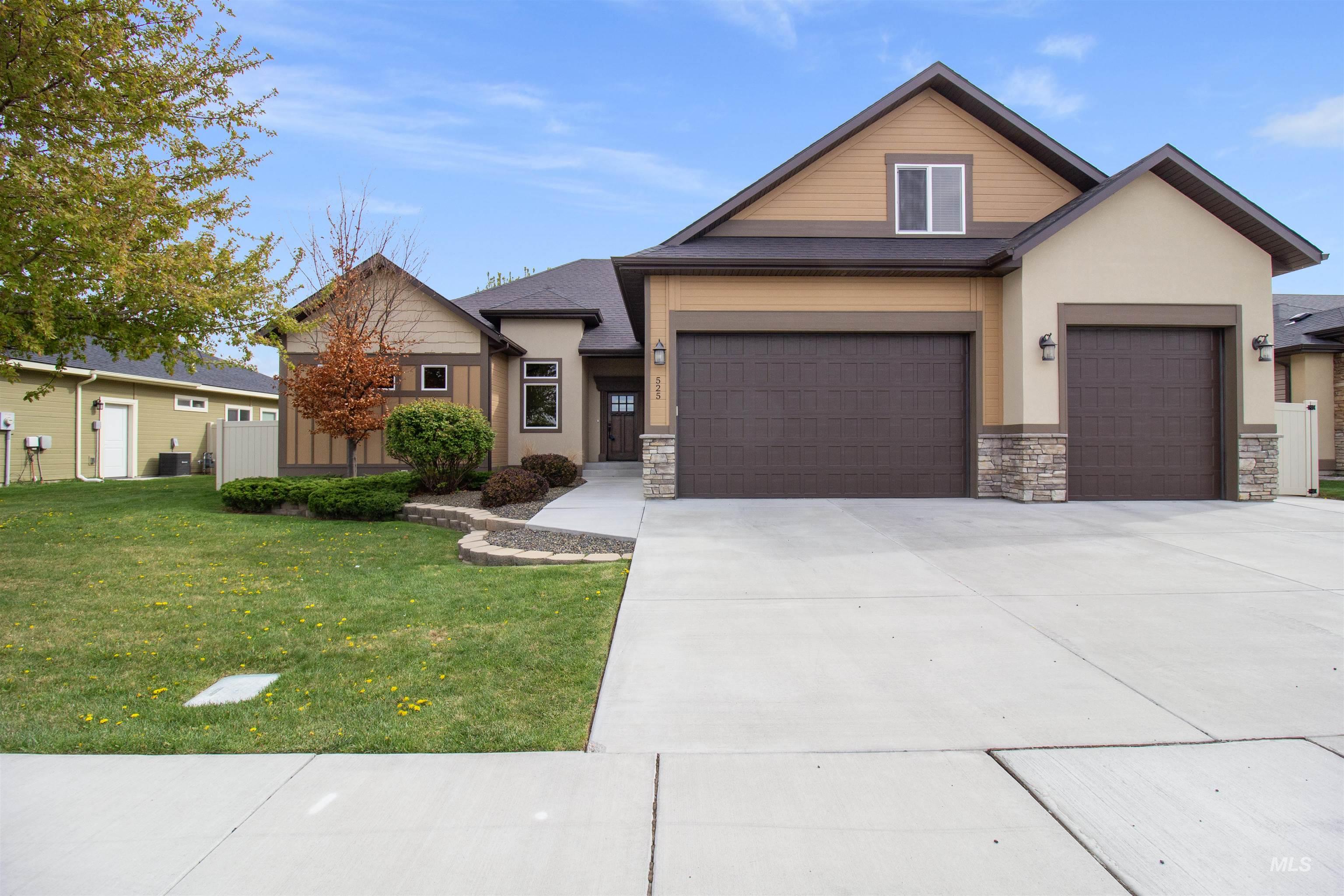 525 Shadetree Trail, Twin Falls, Idaho 83301, 3 Bedrooms, 2.5 Bathrooms, Residential For Sale, Price $555,000, 98982992