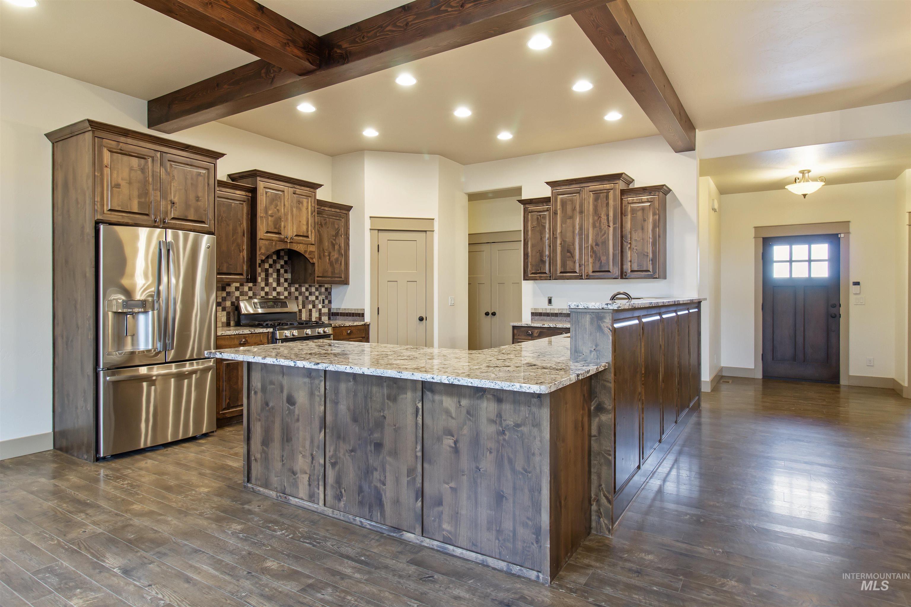 525 Shadetree Trail, Twin Falls, Idaho 83301, 3 Bedrooms, 2.5 Bathrooms, Residential For Sale, Price $555,000, 98982992