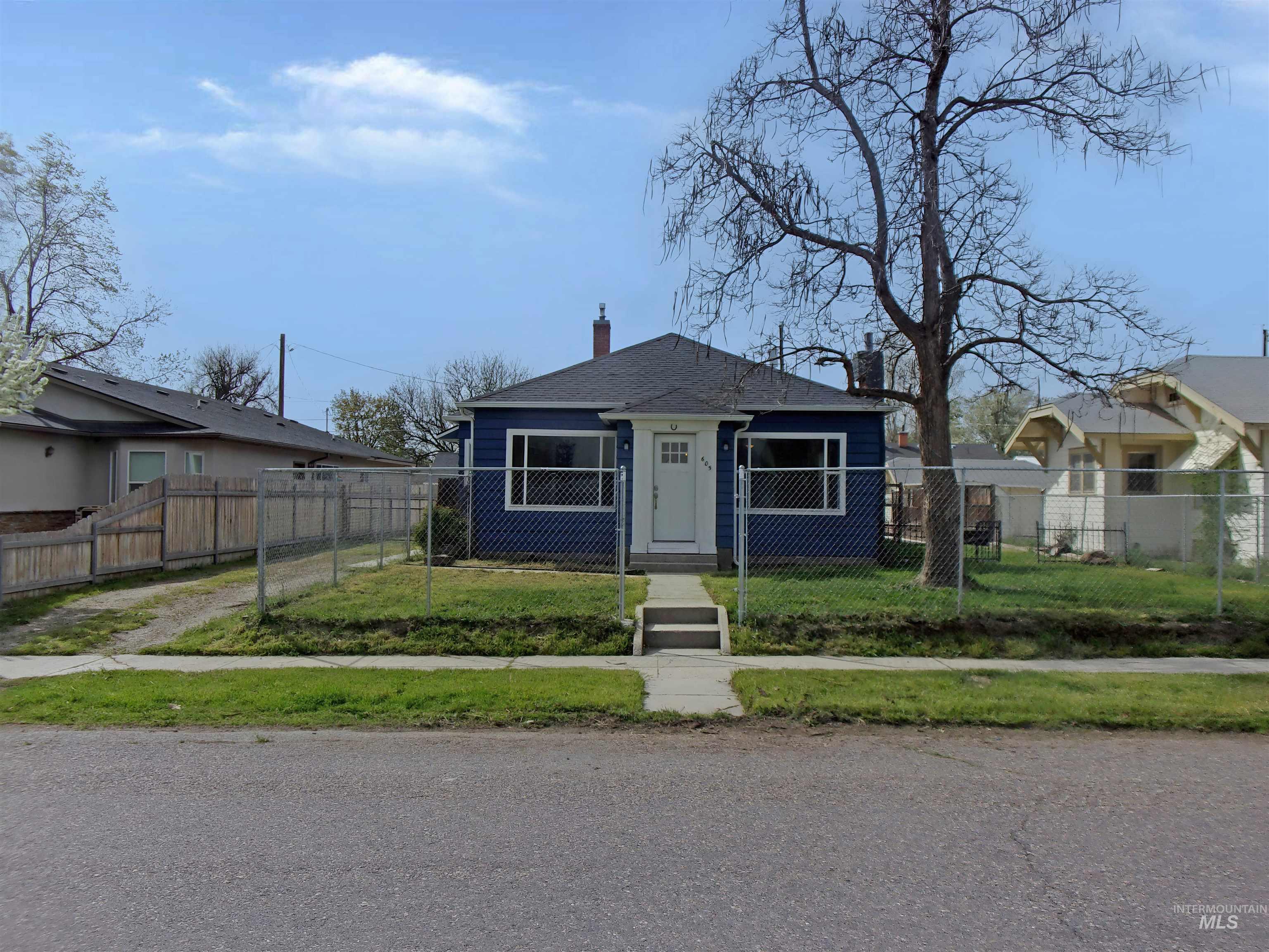 605 N 6th Street, Parma, Idaho 83660, 3 Bedrooms, 1 Bathroom, Residential For Sale, Price $339,900,MLS 98982993
