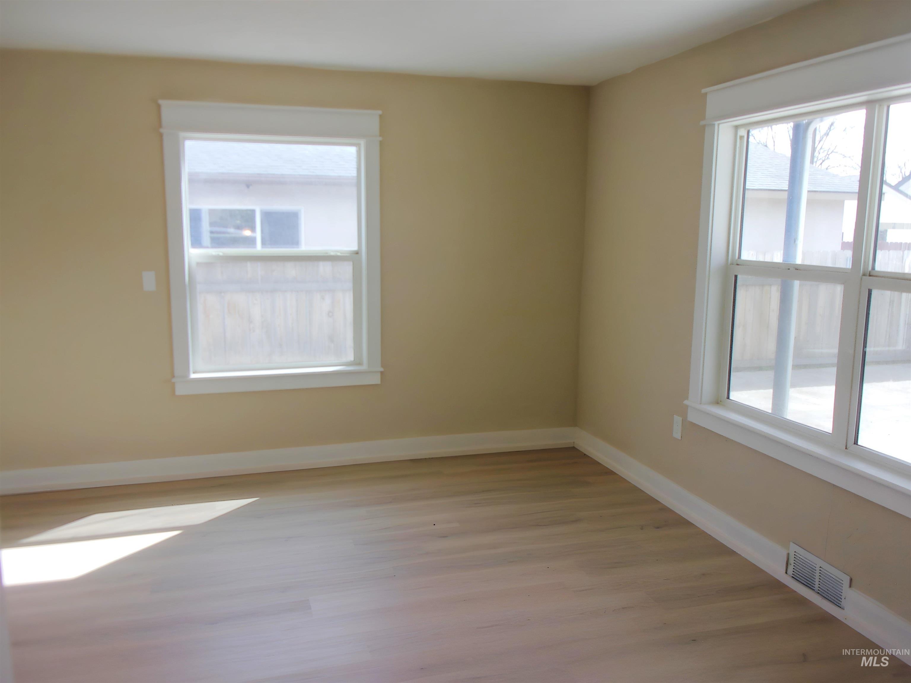 605 N 6th Street, Parma, Idaho 83660, 3 Bedrooms, 1 Bathroom, Residential For Sale, Price $339,900,MLS 98982993