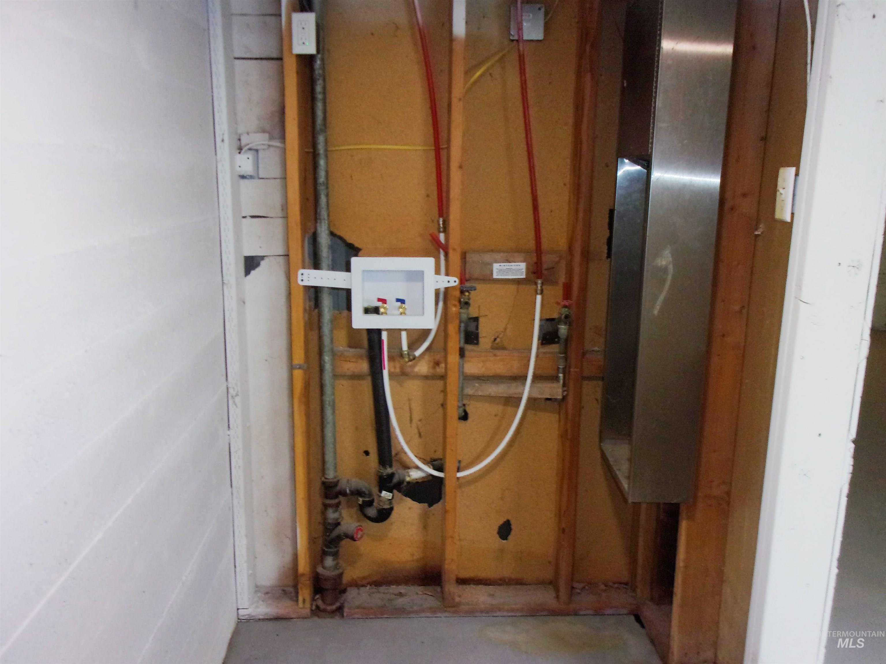 605 N 6th Street, Parma, Idaho 83660, 3 Bedrooms, 1 Bathroom, Residential For Sale, Price $339,900,MLS 98982993