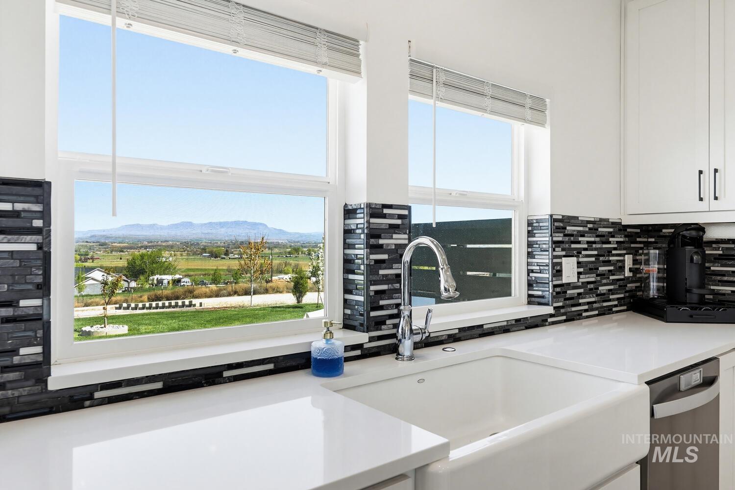 3445 Magnolia Ln, Emmett, Idaho 83617, 3 Bedrooms, 2.5 Bathrooms, Residential For Sale, Price $1,749,000,MLS 98982994