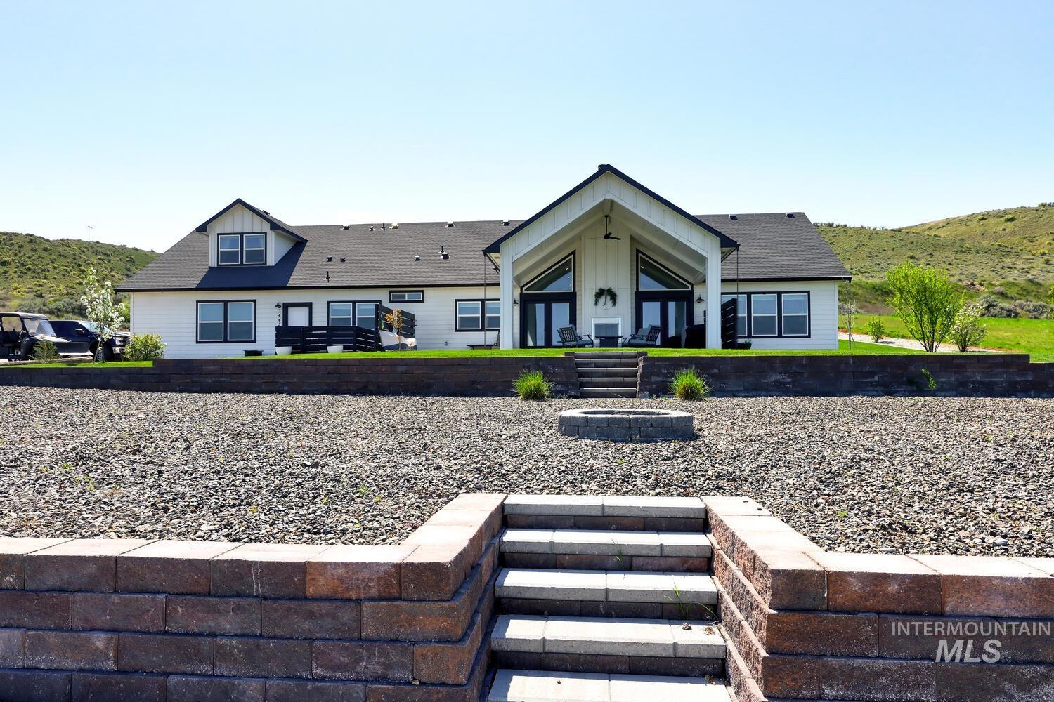 3445 Magnolia Ln, Emmett, Idaho 83617, 3 Bedrooms, 2.5 Bathrooms, Residential For Sale, Price $1,499,900, 98982994