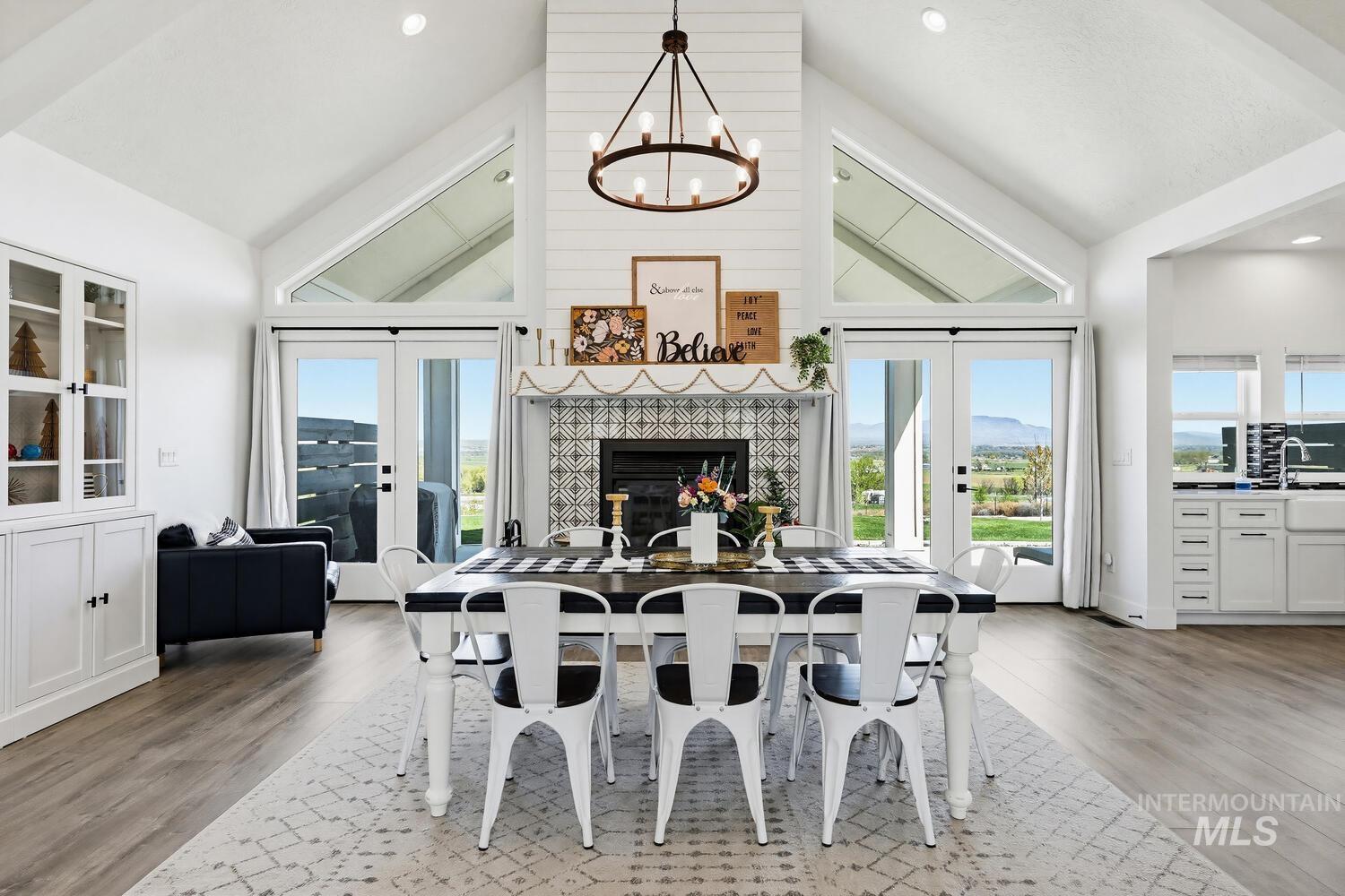 3445 Magnolia Ln, Emmett, Idaho 83617, 3 Bedrooms, 2.5 Bathrooms, Residential For Sale, Price $1,749,000,MLS 98982994