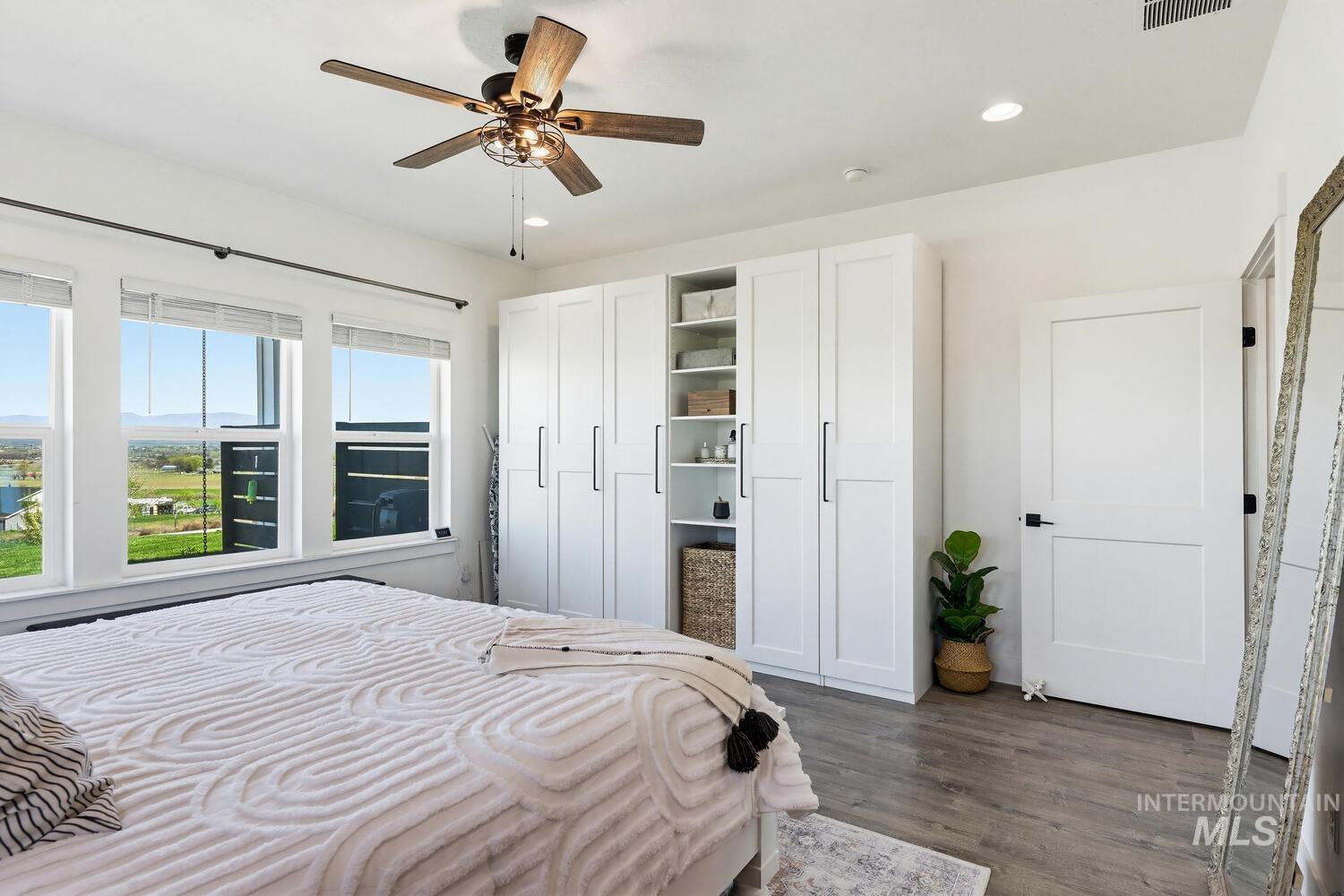 3445 Magnolia Ln, Emmett, Idaho 83617, 3 Bedrooms, 2.5 Bathrooms, Residential For Sale, Price $1,749,000,MLS 98982994