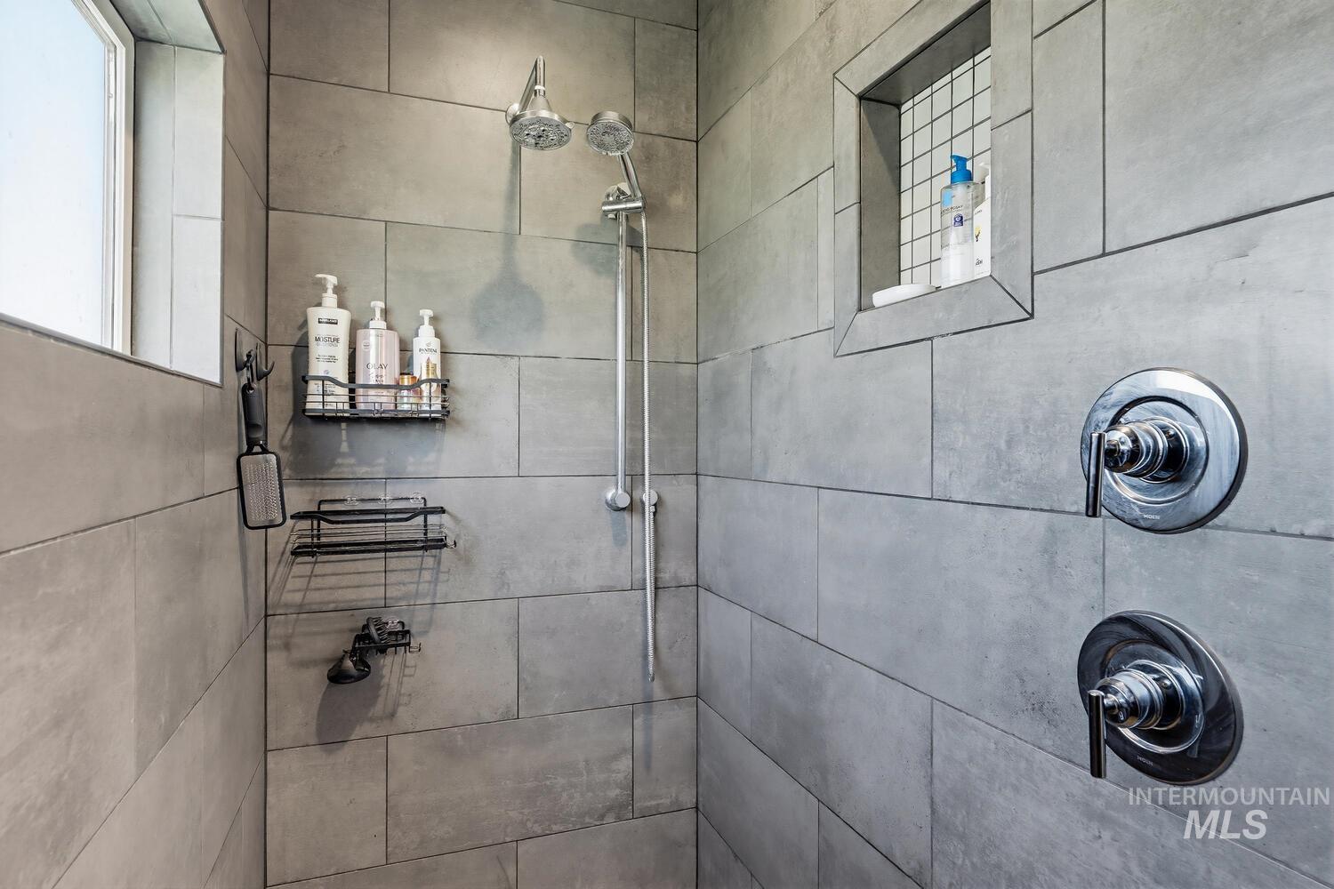 3445 Magnolia Ln, Emmett, Idaho 83617, 3 Bedrooms, 2.5 Bathrooms, Residential For Sale, Price $1,749,000,MLS 98982994