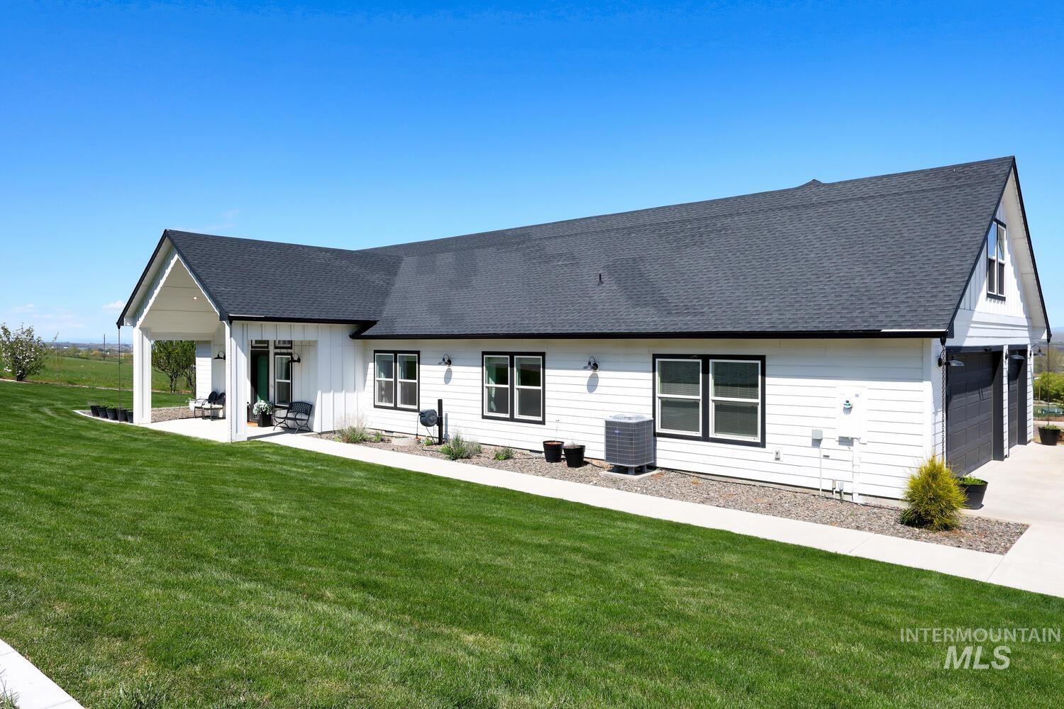 3445 Magnolia Ln, Emmett, Idaho 83617, 3 Bedrooms, 2.5 Bathrooms, Residential For Sale, Price $1,499,900, 98982994