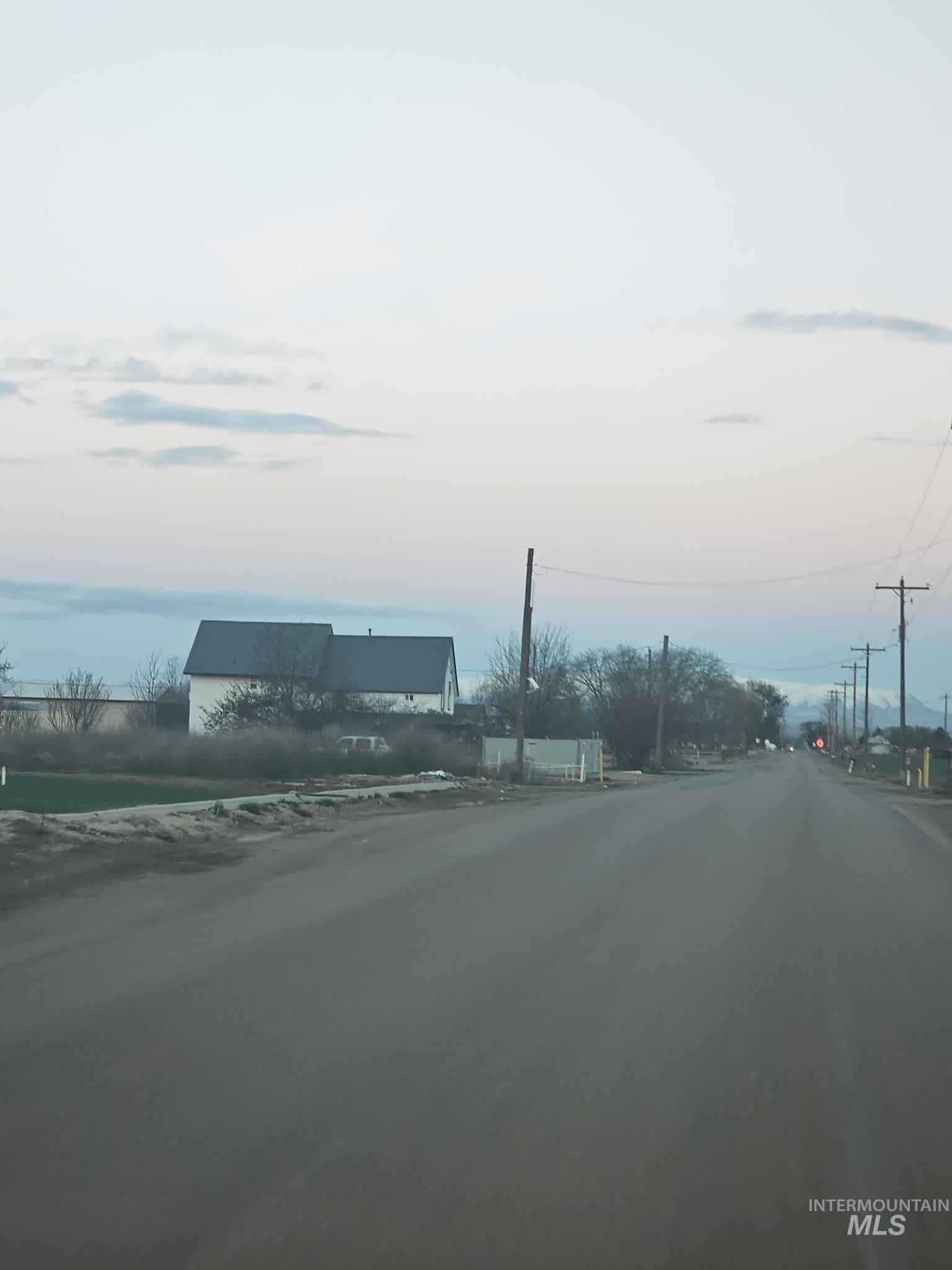 2344 NW 2nd Ave, Fruitland, Idaho 83619, 5 Bedrooms, 3 Bathrooms, Residential For Sale, Price $450,000,MLS 98982995