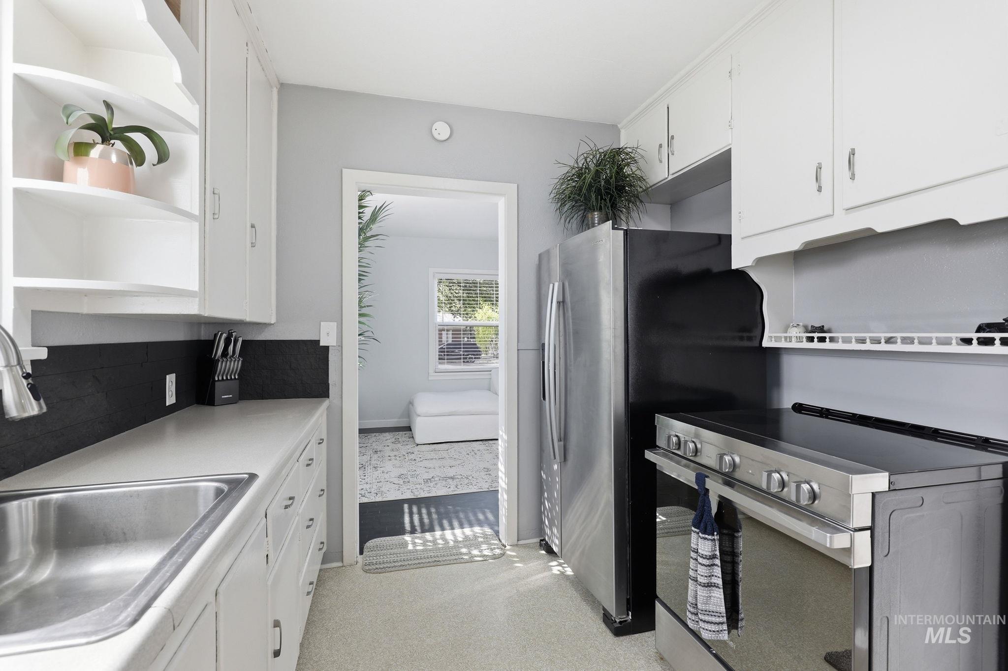 616 9th Ave N, Nampa, Idaho 83687, 3 Bedrooms, 1 Bathroom, Residential For Sale, Price $325,000,MLS 98982999