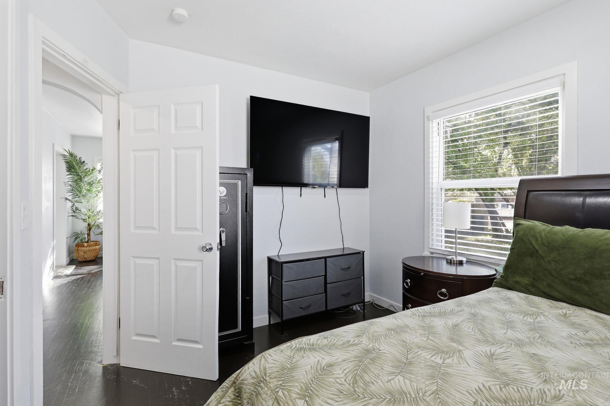 616 9th Ave N, Nampa, Idaho 83687, 3 Bedrooms, 1 Bathroom, Residential For Sale, Price $325,000,MLS 98982999