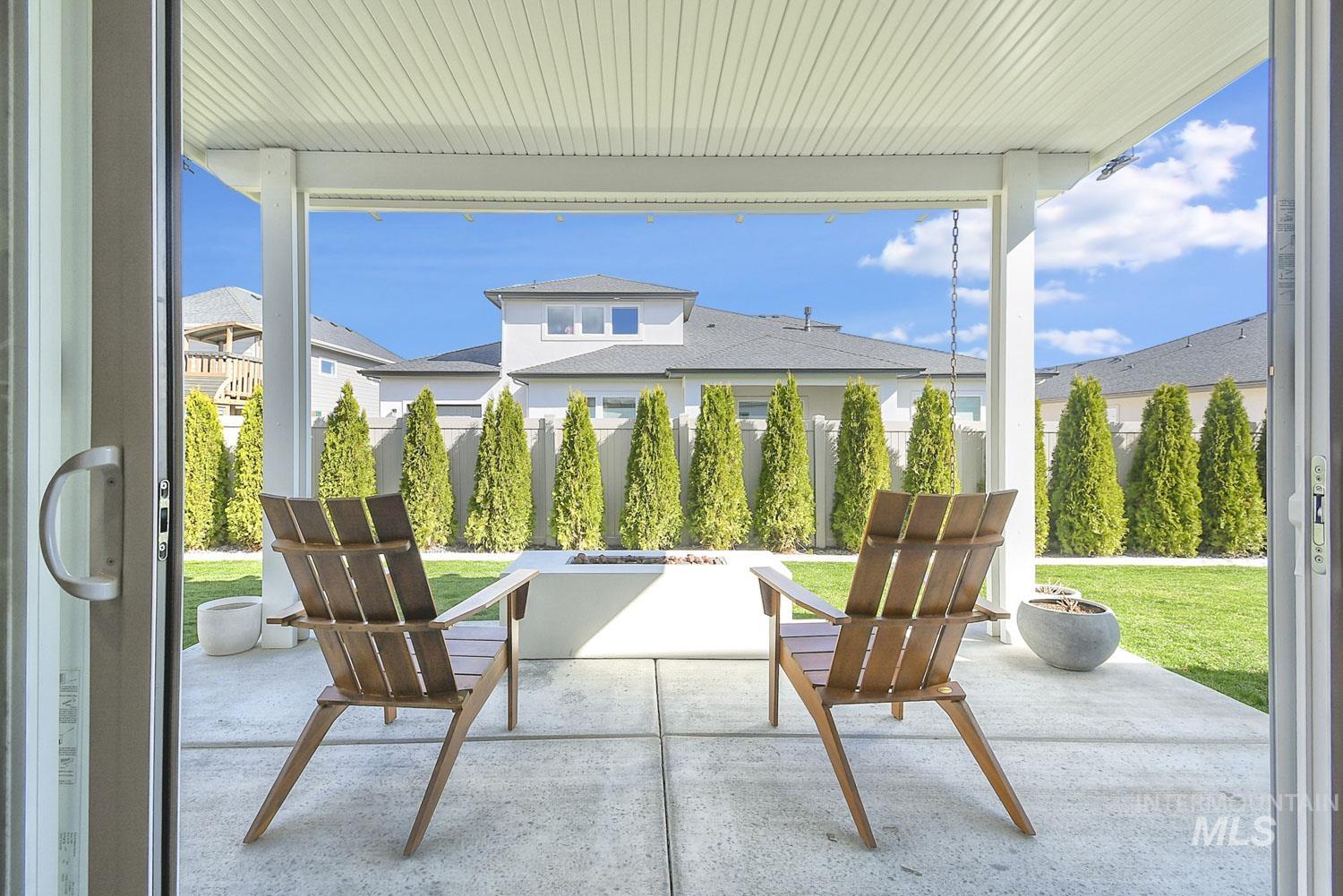 2260 E Timber Trail St, Kuna, Idaho 83634, 3 Bedrooms, 3.5 Bathrooms, Residential For Sale, Price $899,999,MLS 98983000