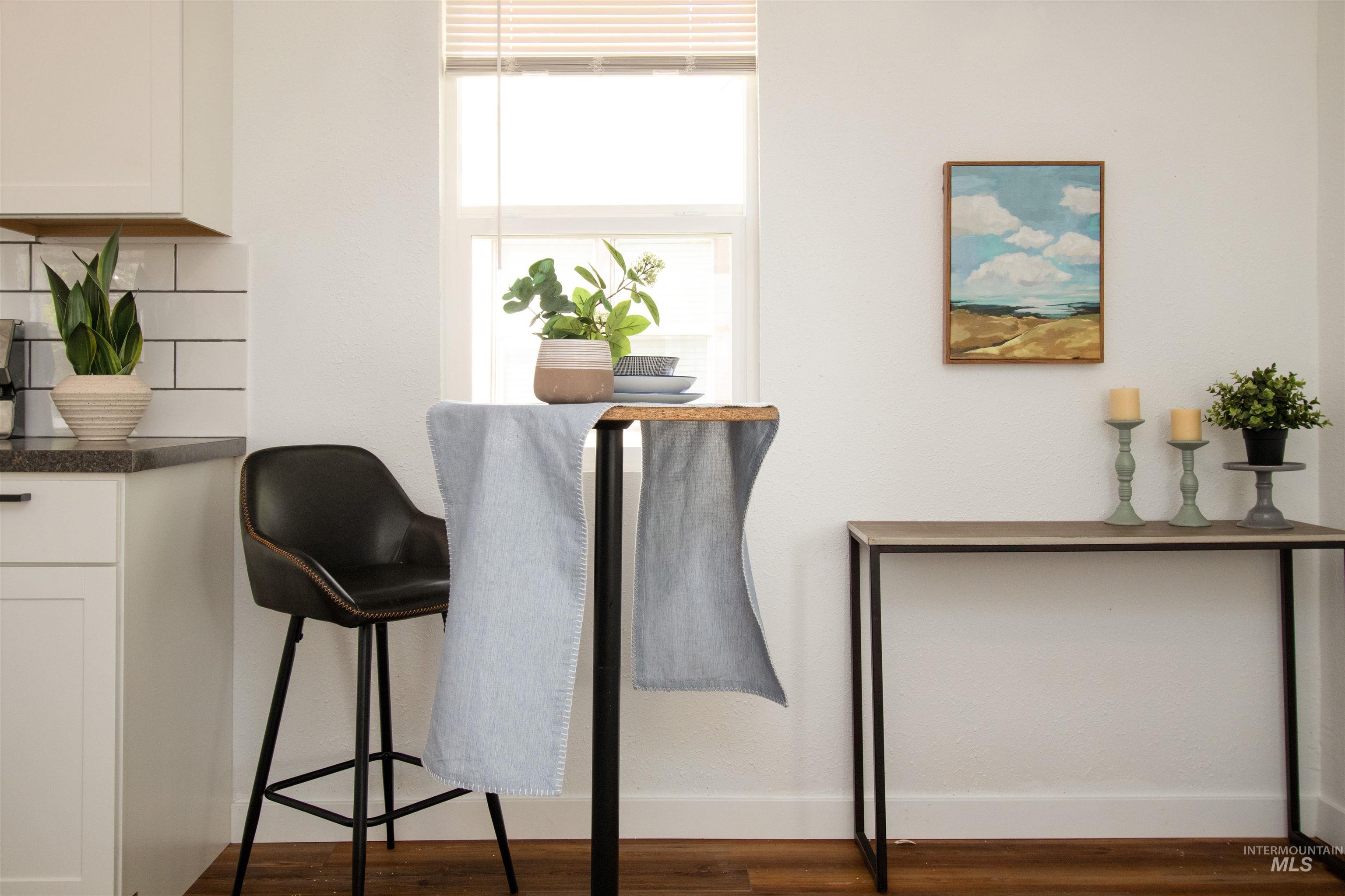 215 S 11th, Mountain Home, Idaho 83647, 1 Bedroom, 1 Bathroom, Residential For Sale, Price $170,000,MLS 98983002