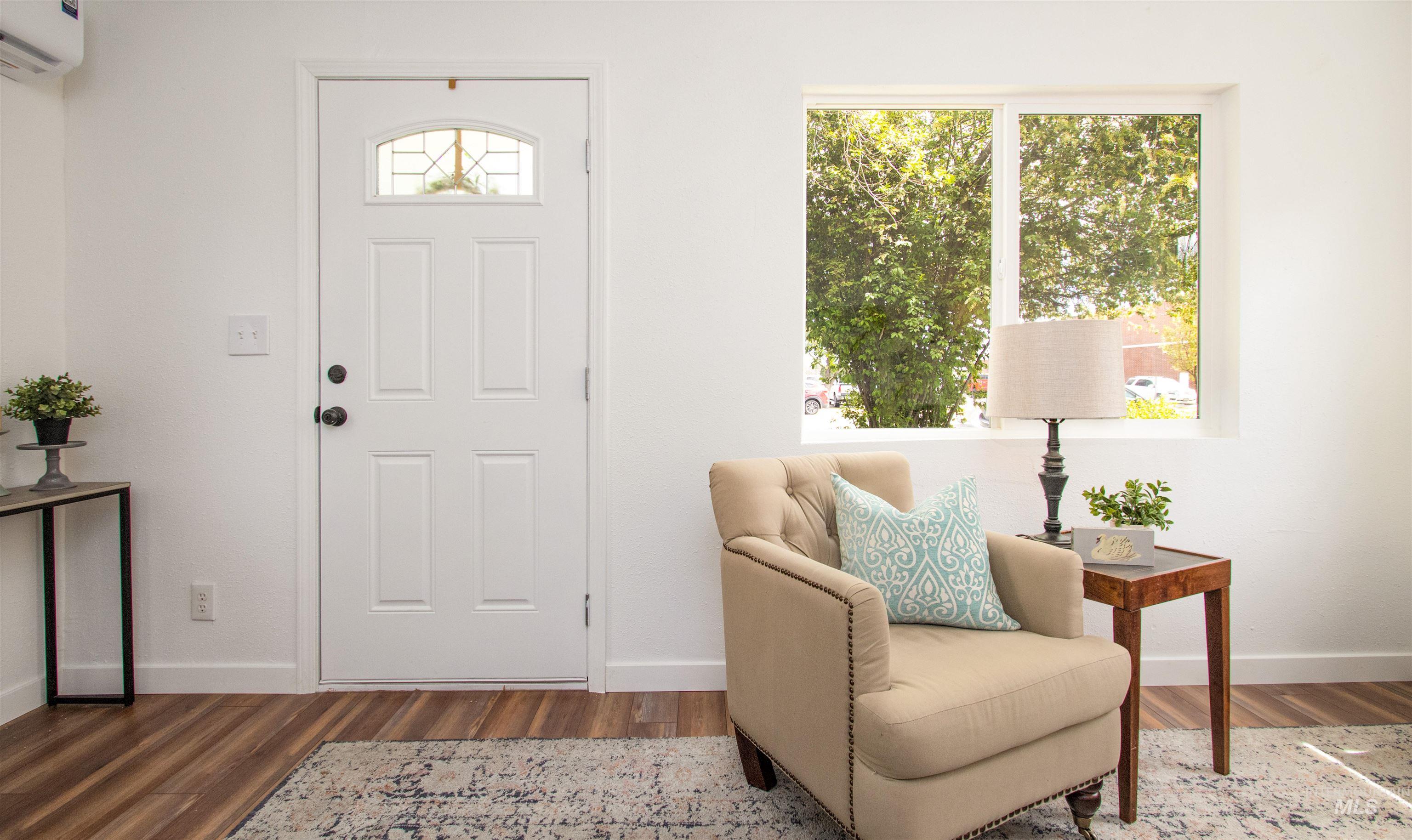 215 S 11th, Mountain Home, Idaho 83647, 1 Bedroom, 1 Bathroom, Residential For Sale, Price $170,000,MLS 98983002