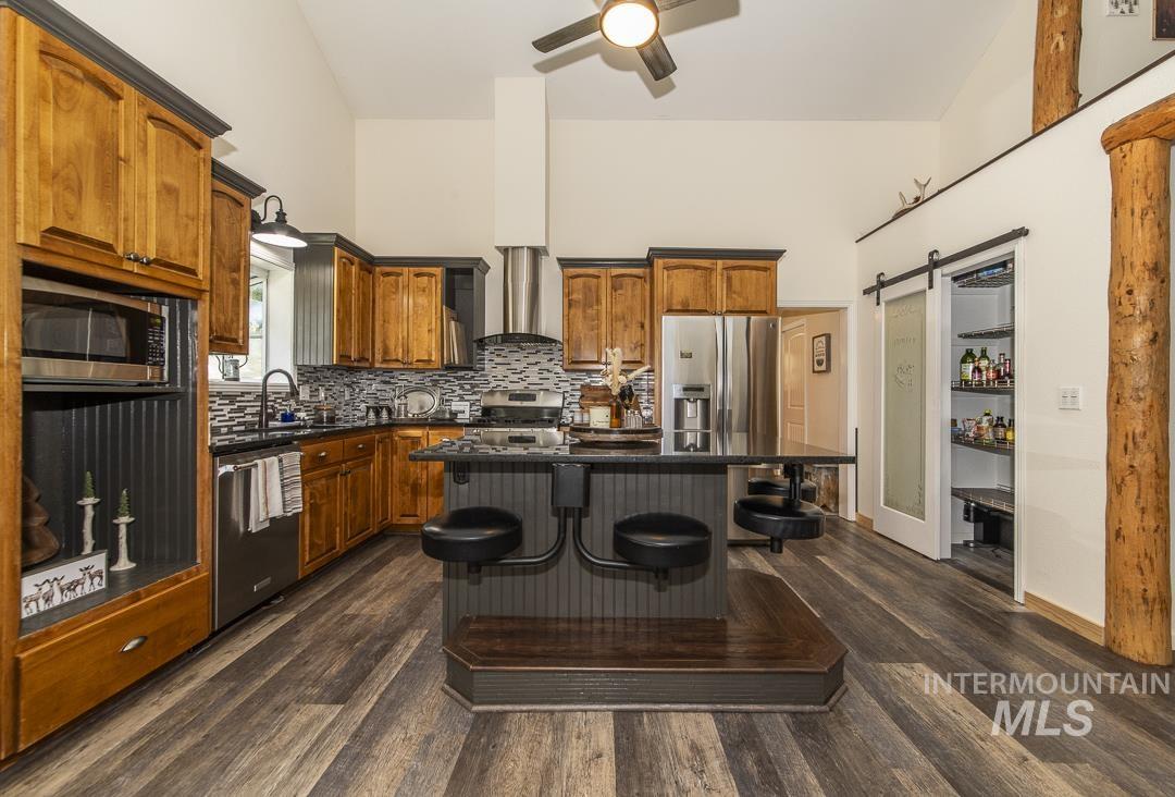 4022 Granite View Rd, New Meadows, Idaho 83654, 2 Bedrooms, 1 Bathroom, Residential For Sale, Price $634,000,MLS 98983004