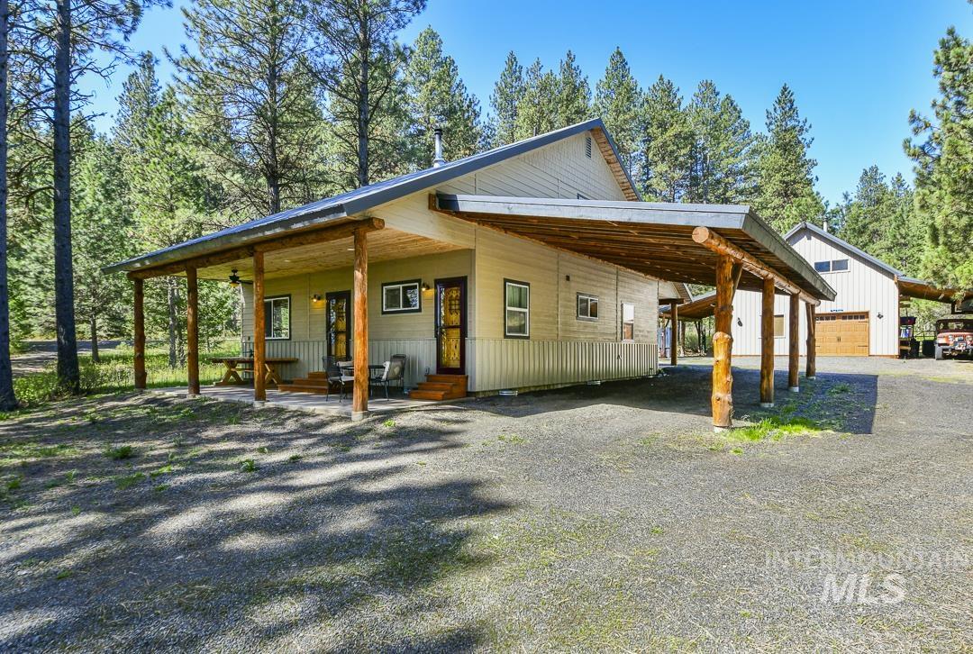 4022 Granite View Rd, New Meadows, Idaho 83654, 2 Bedrooms, 1 Bathroom, Residential For Sale, Price $634,000,MLS 98983004
