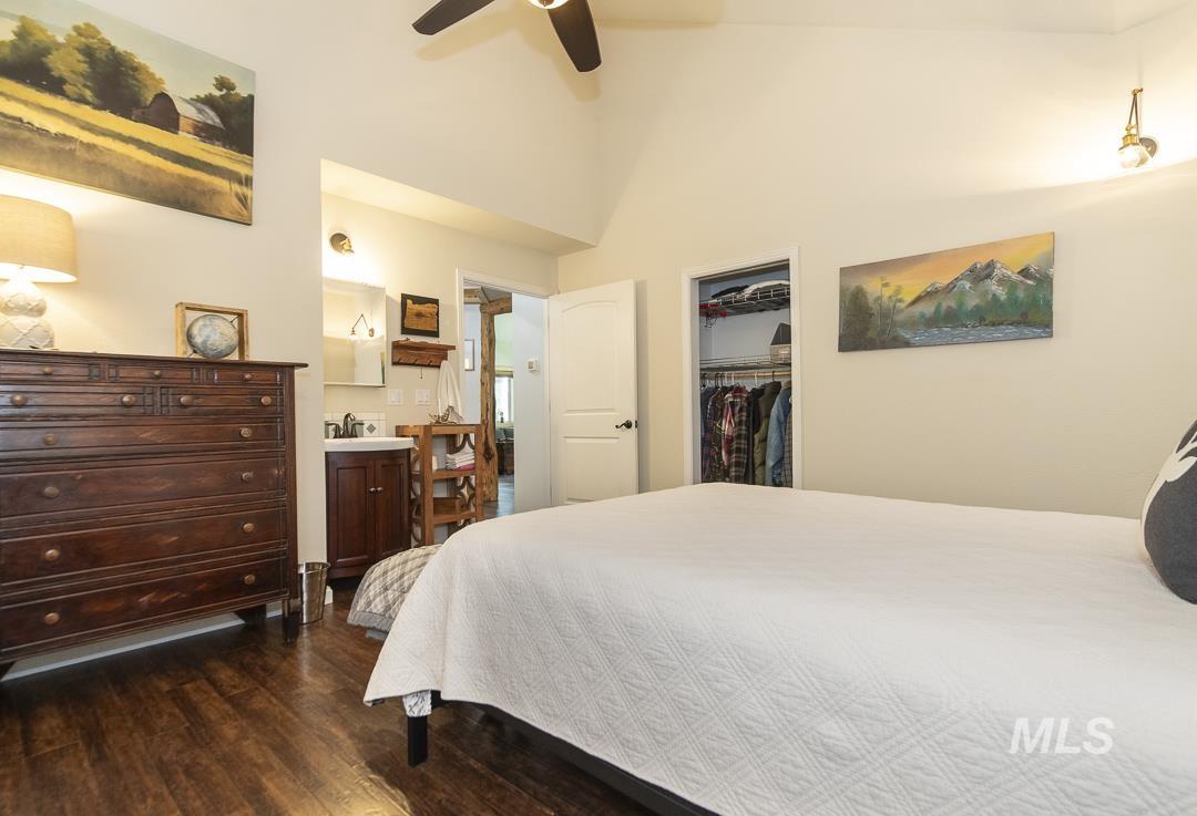 4022 Granite View Rd, New Meadows, Idaho 83654, 2 Bedrooms, 1 Bathroom, Residential For Sale, Price $634,000,MLS 98983004