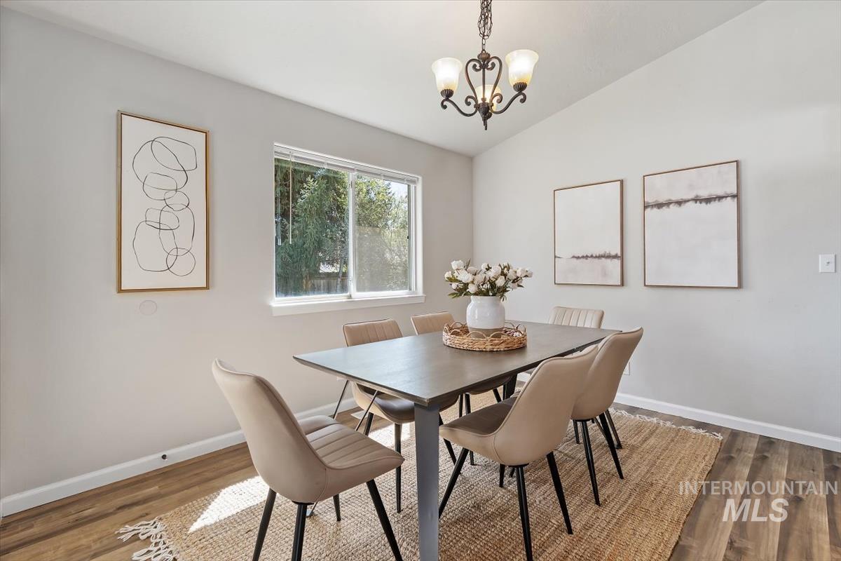 2605 Boulder Ave, Nampa, Idaho 83686, 3 Bedrooms, 2 Bathrooms, Residential For Sale, Price $368,500,MLS 98983005