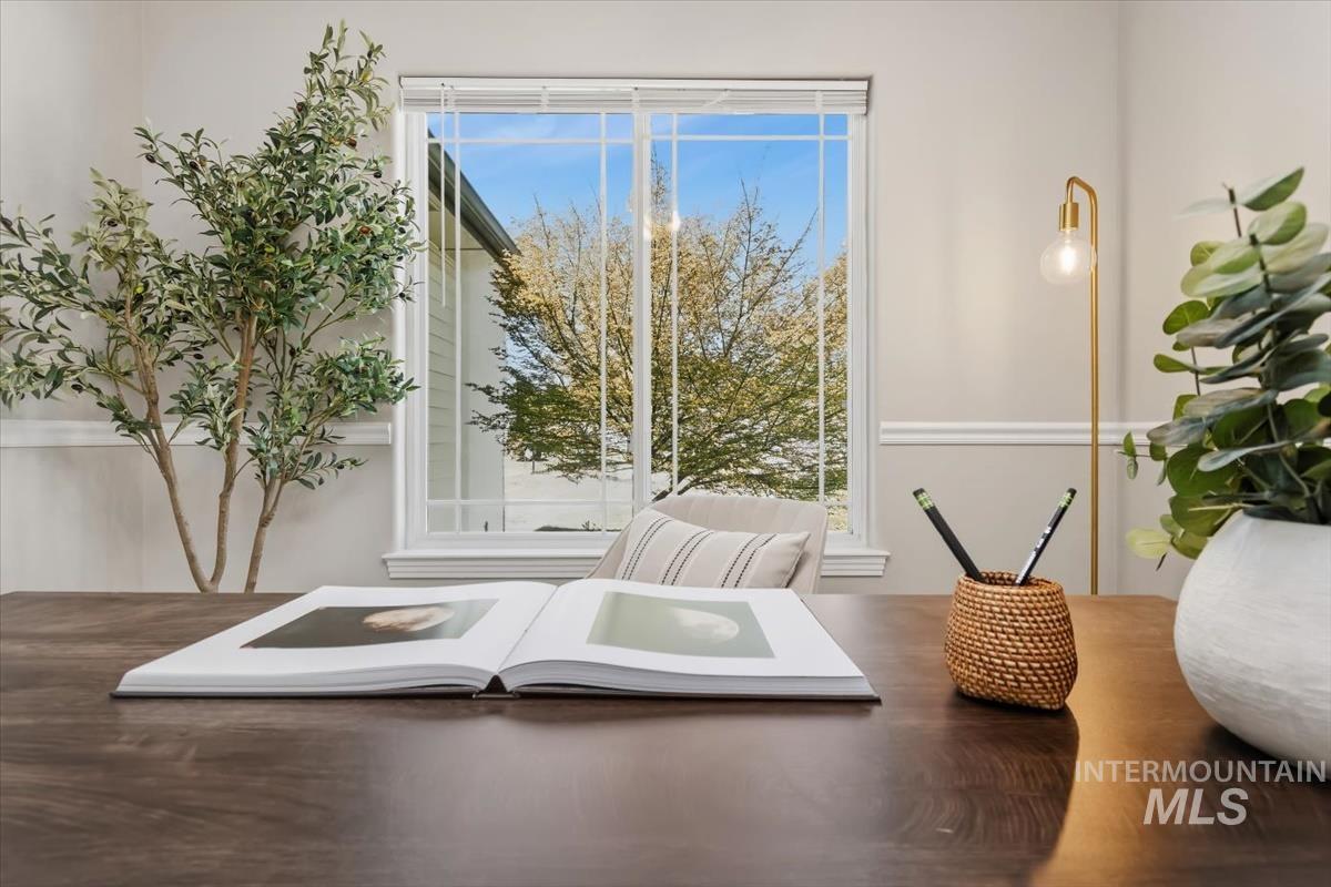 2605 Boulder Ave, Nampa, Idaho 83686, 3 Bedrooms, 2 Bathrooms, Residential For Sale, Price $368,500,MLS 98983005