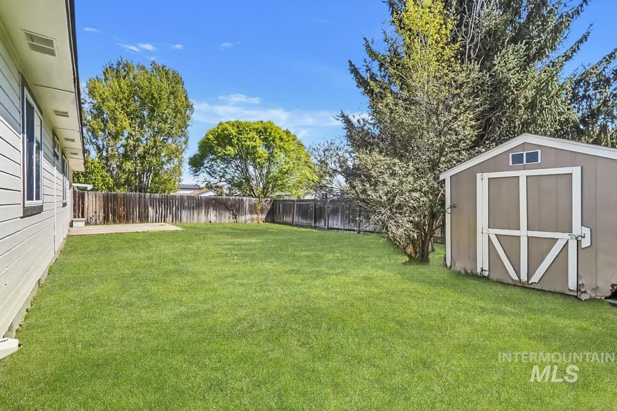 2605 Boulder Ave, Nampa, Idaho 83686, 3 Bedrooms, 2 Bathrooms, Residential For Sale, Price $368,500,MLS 98983005