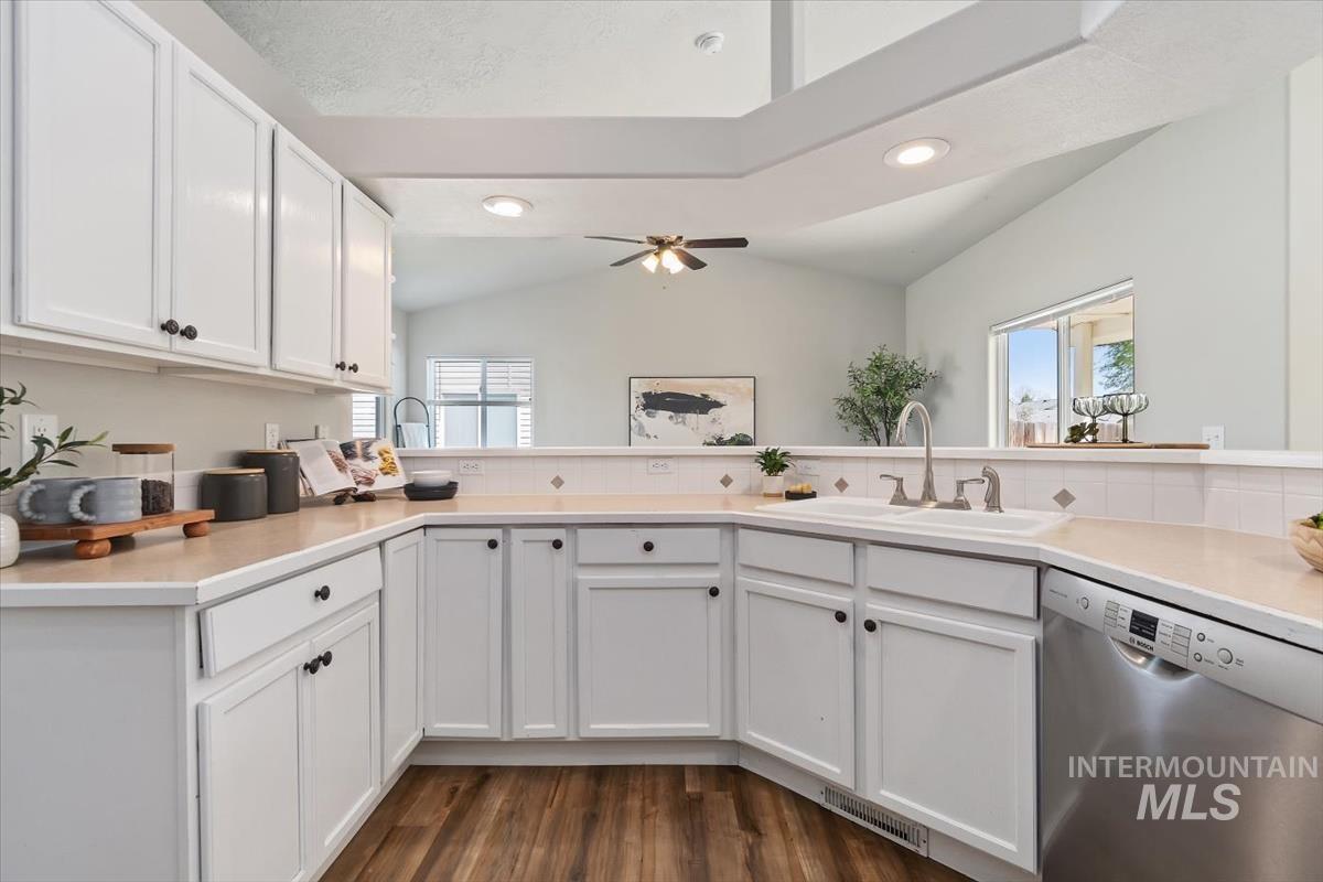 2605 Boulder Ave, Nampa, Idaho 83686, 3 Bedrooms, 2 Bathrooms, Residential For Sale, Price $368,500,MLS 98983005