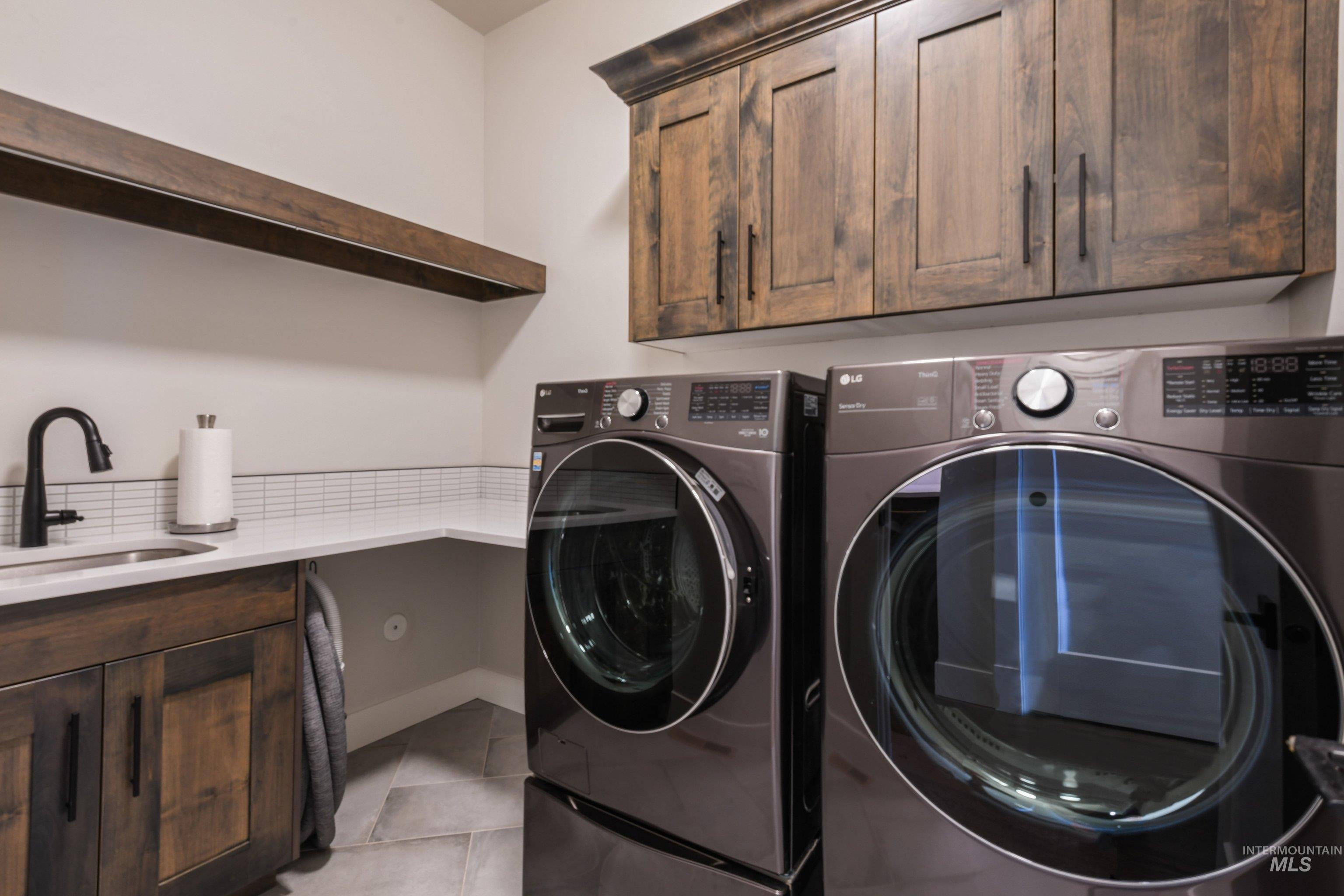 5766 W. Trigo Dr., Eagle, Idaho 83616, 3 Bedrooms, 3.5 Bathrooms, Residential For Sale, Price $1,184,000,MLS 98983006