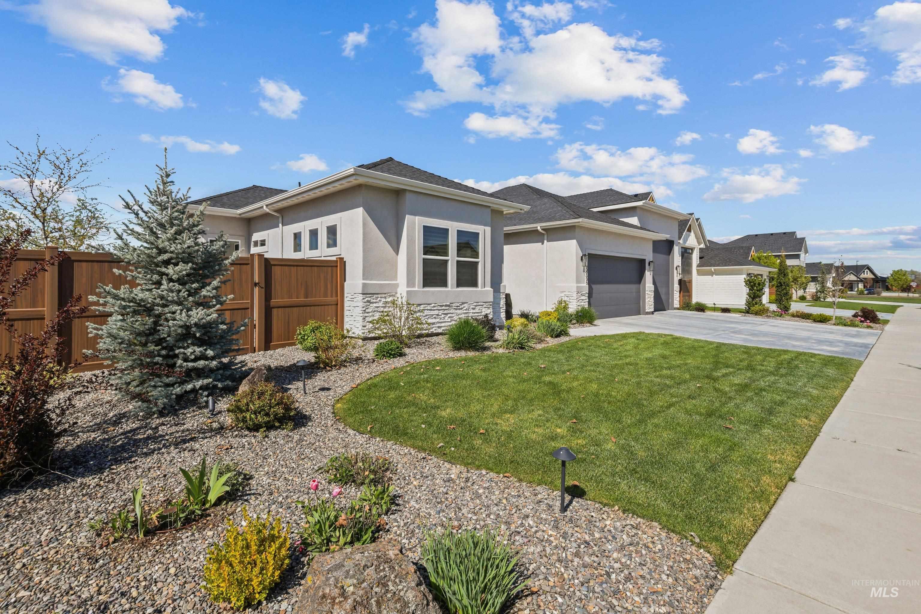 5766 W. Trigo Dr., Eagle, Idaho 83616, 3 Bedrooms, 3.5 Bathrooms, Residential For Sale, Price $1,184,000,MLS 98983006