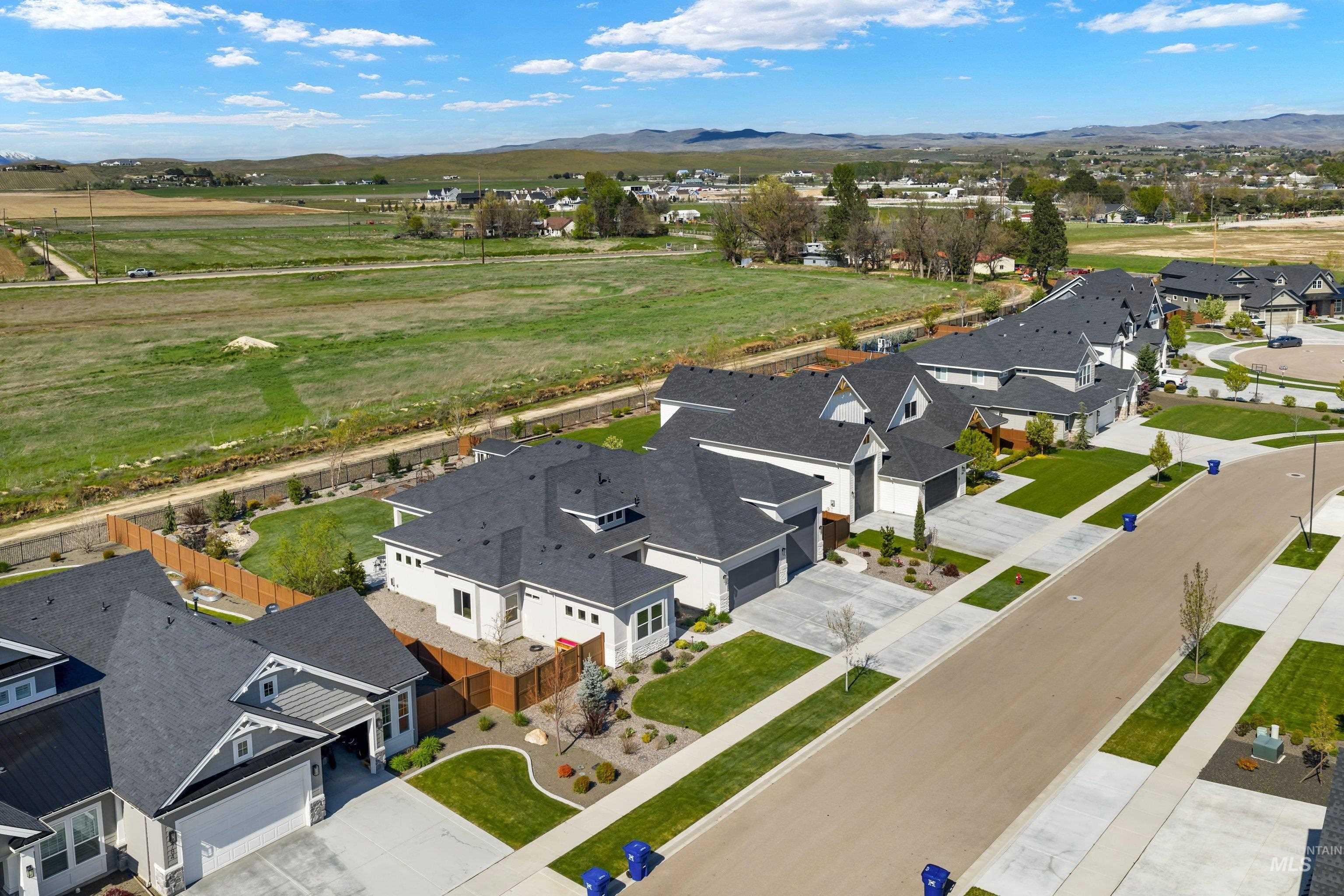 5766 W. Trigo Dr., Eagle, Idaho 83616, 3 Bedrooms, 3.5 Bathrooms, Residential For Sale, Price $1,184,000,MLS 98983006