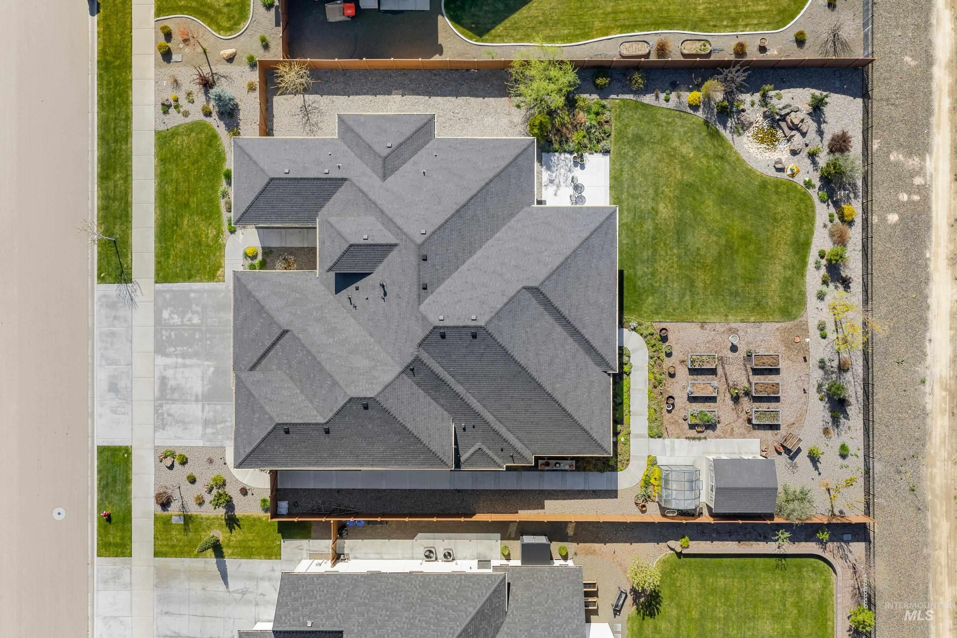 5766 W. Trigo Dr., Eagle, Idaho 83616, 3 Bedrooms, 3.5 Bathrooms, Residential For Sale, Price $1,184,000,MLS 98983006