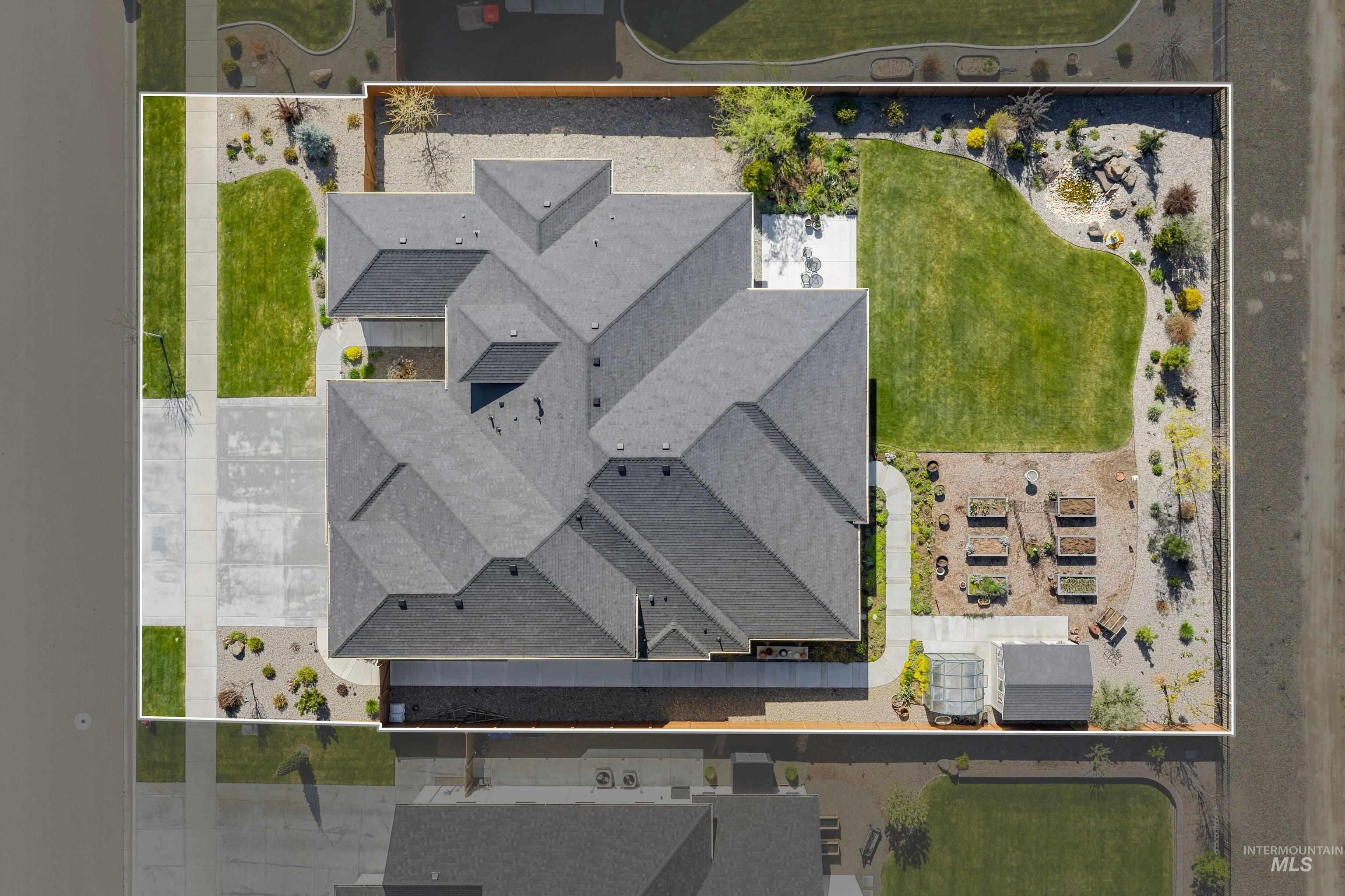 5766 W. Trigo Dr., Eagle, Idaho 83616, 3 Bedrooms, 3.5 Bathrooms, Residential For Sale, Price $1,184,000,MLS 98983006