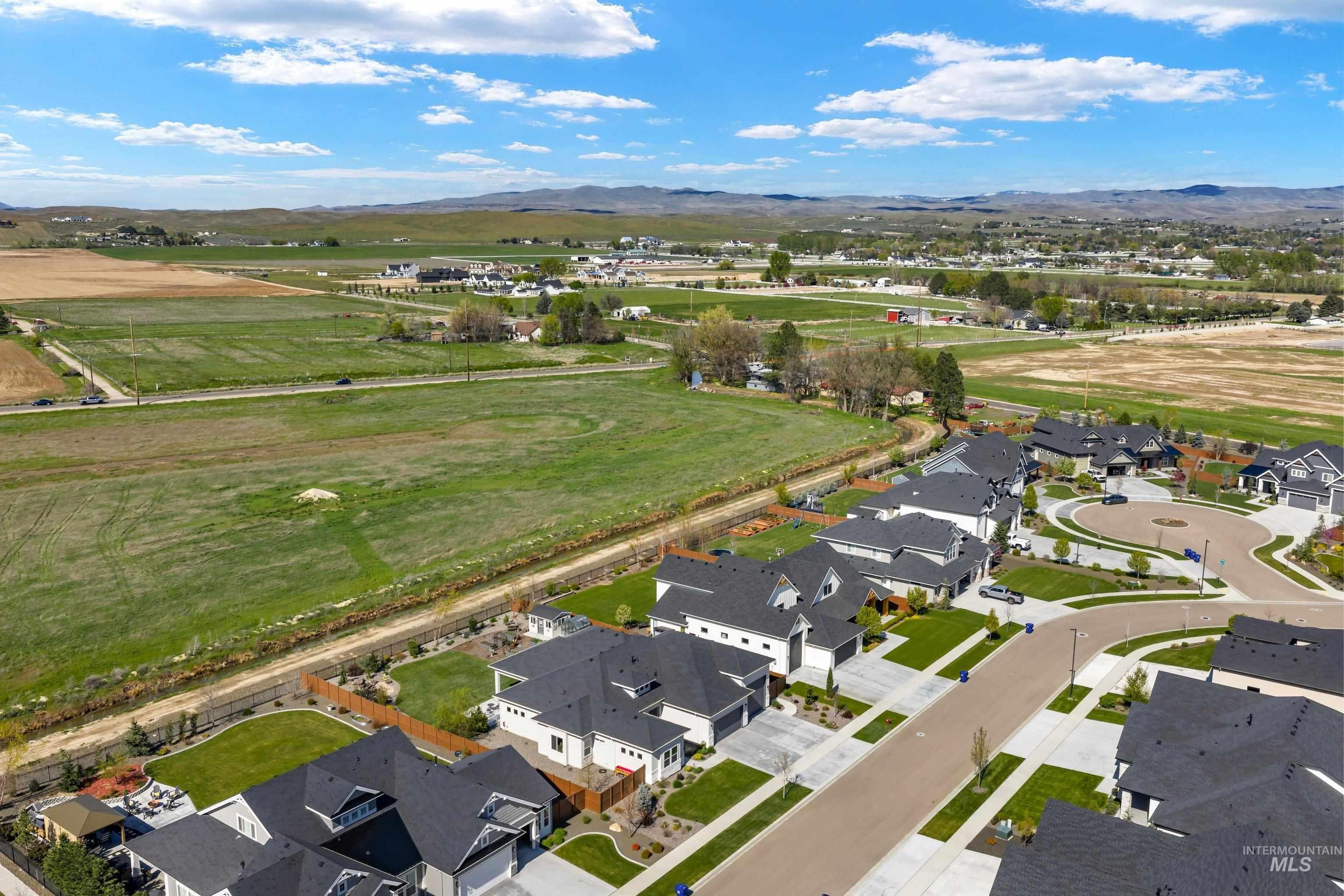 5766 W. Trigo Dr., Eagle, Idaho 83616, 3 Bedrooms, 3.5 Bathrooms, Residential For Sale, Price $1,184,000,MLS 98983006