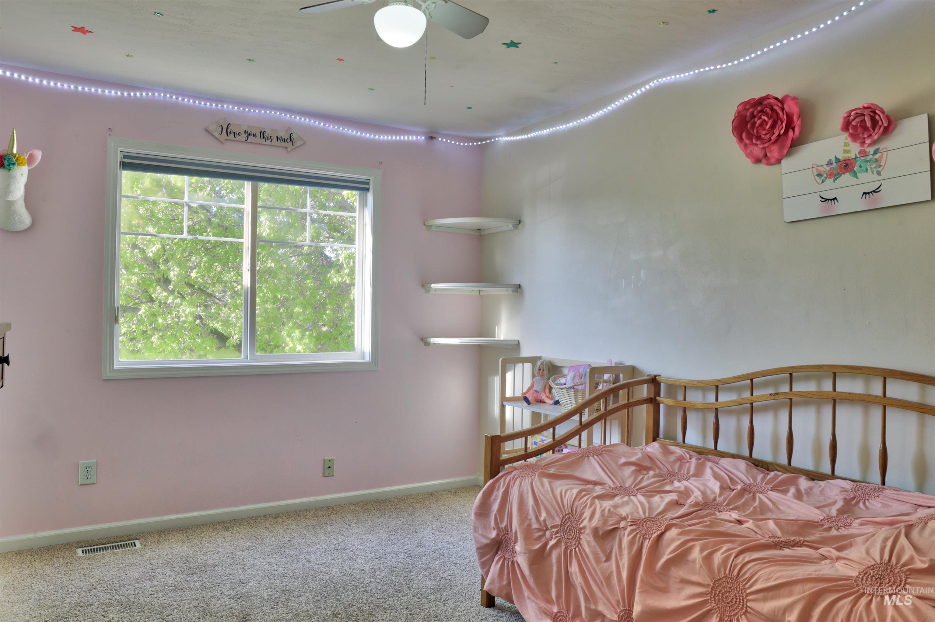 13926 W Bunkerhill Ct, Boise, Idaho 83713, 4 Bedrooms, 2.5 Bathrooms, Residential For Sale, Price $519,000,MLS 98983007