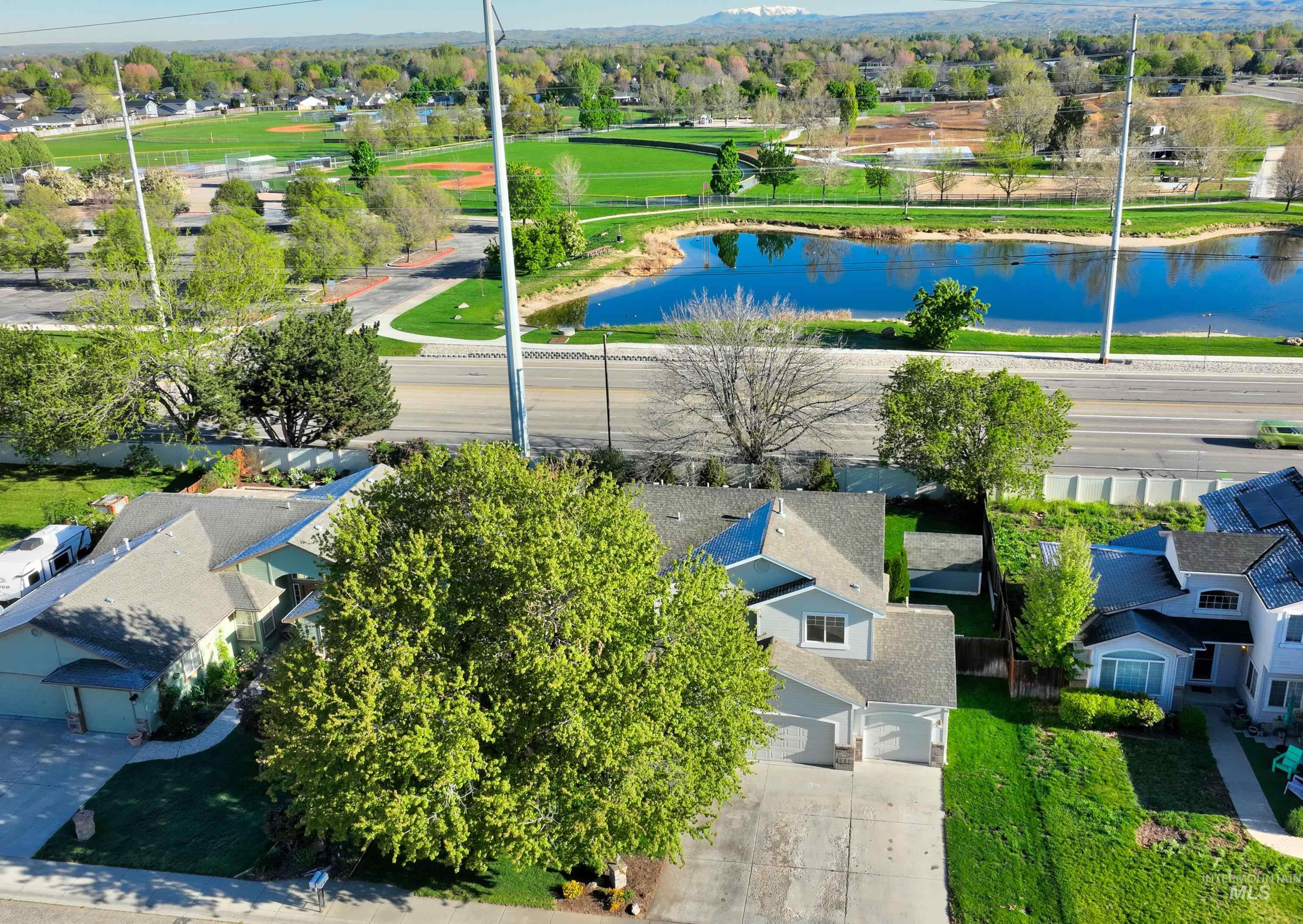 13926 W Bunkerhill Ct, Boise, Idaho 83713, 4 Bedrooms, 2.5 Bathrooms, Residential For Sale, Price $519,000,MLS 98983007