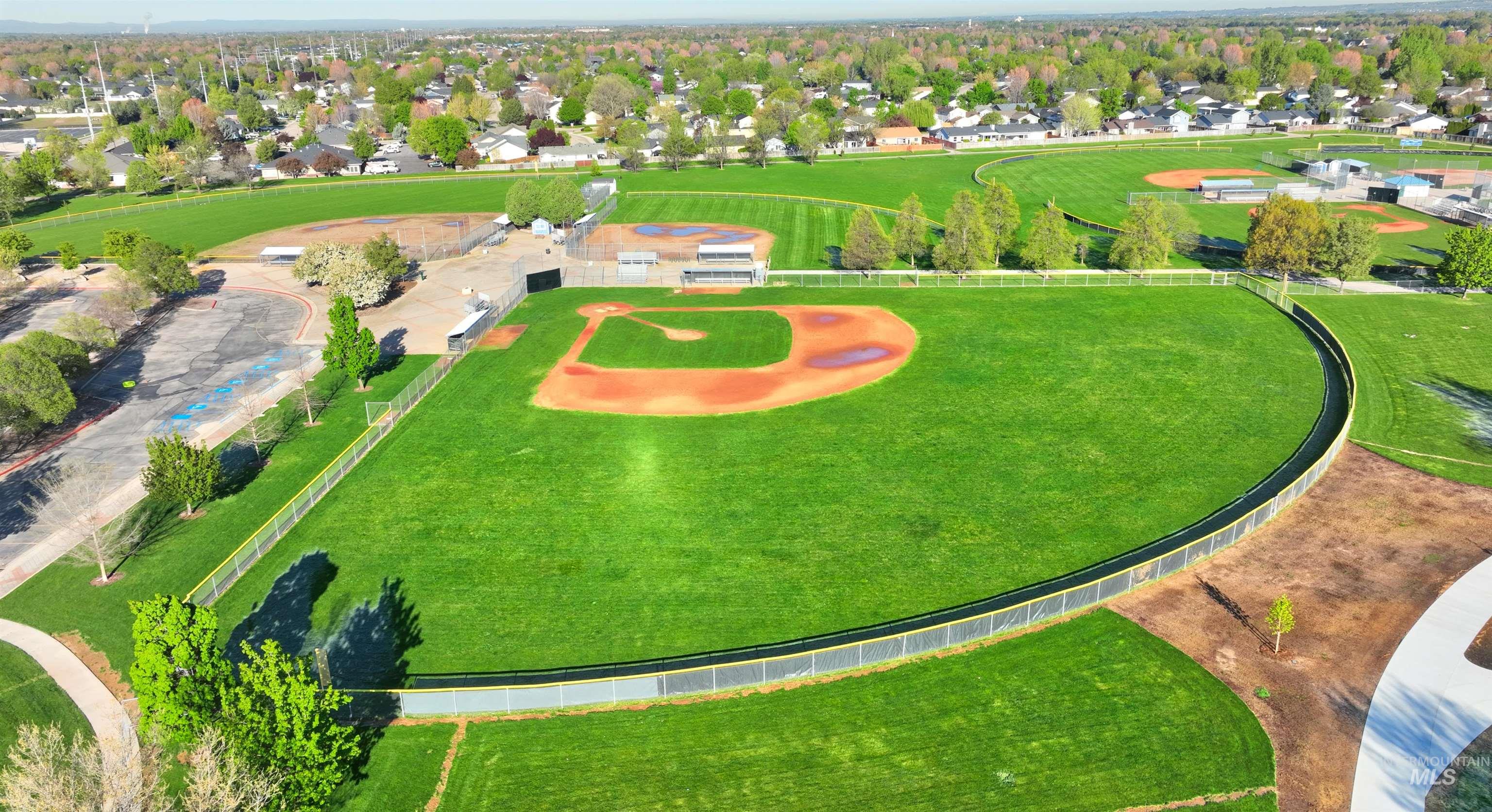 13926 W Bunkerhill Ct, Boise, Idaho 83713, 4 Bedrooms, 2.5 Bathrooms, Residential For Sale, Price $519,000,MLS 98983007