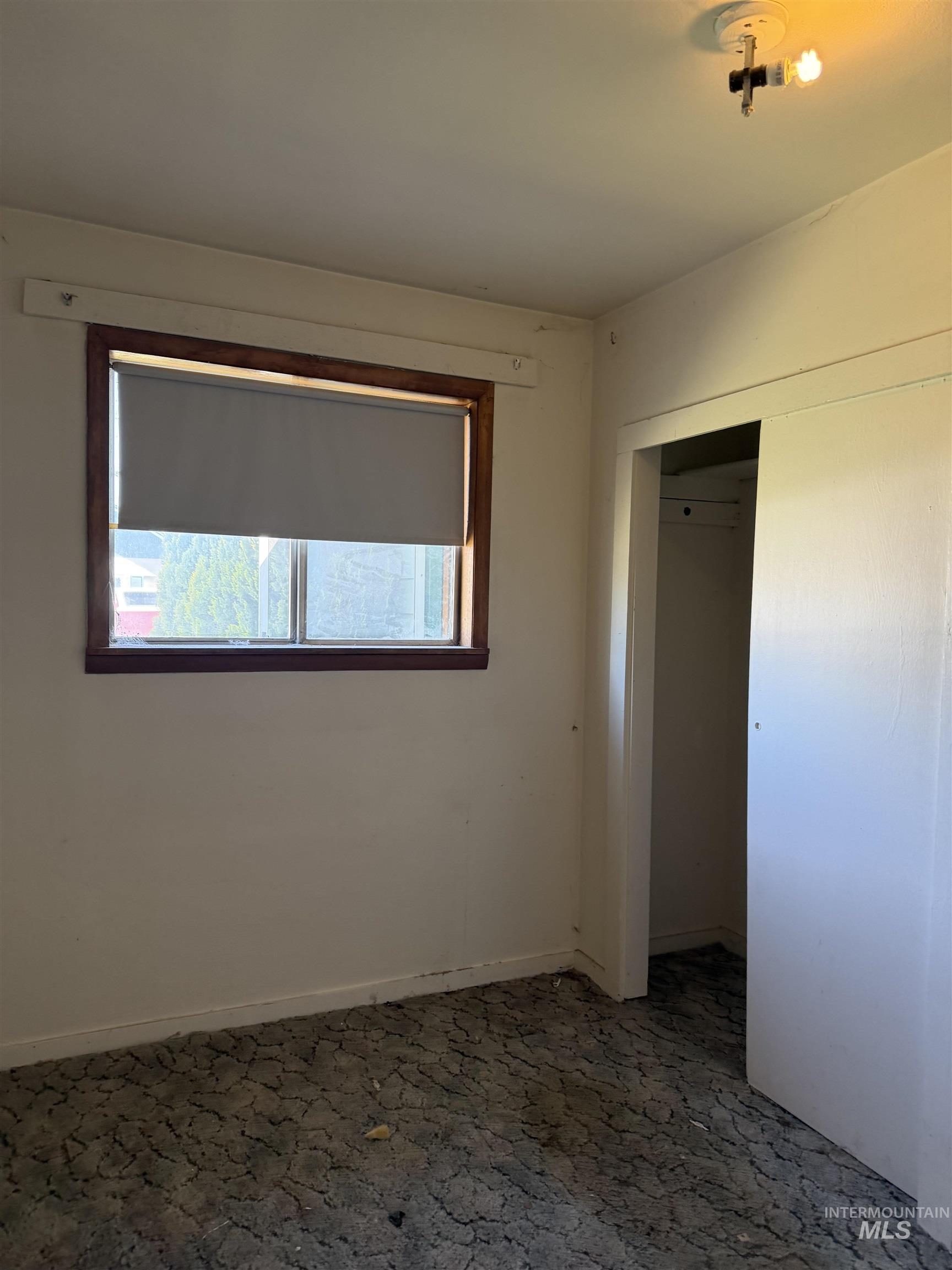 633 E 2nd St, Emmett, Idaho 83617, 2 Bedrooms, 1 Bathroom, Residential For Sale, Price $199,900,MLS 98983008