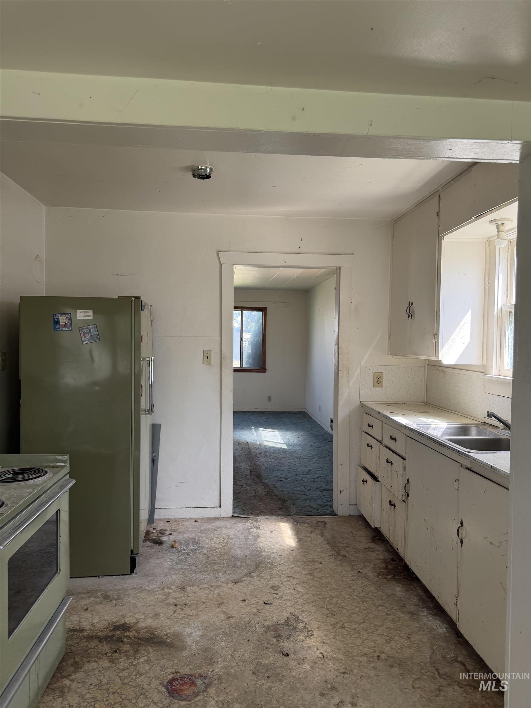 633 E 2nd St, Emmett, Idaho 83617, 2 Bedrooms, 1 Bathroom, Residential For Sale, Price $199,900,MLS 98983008